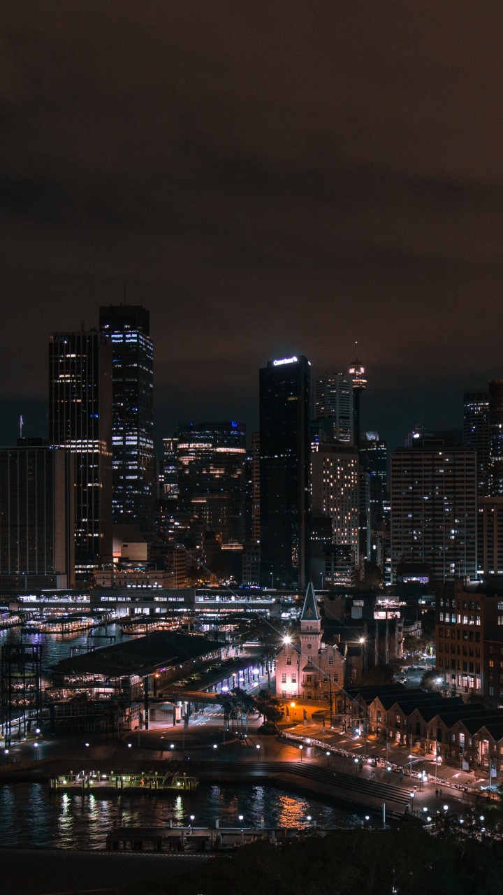 Обои город, городской пейзаж, метрополия, городской район, ночь в разрешении 720x1280