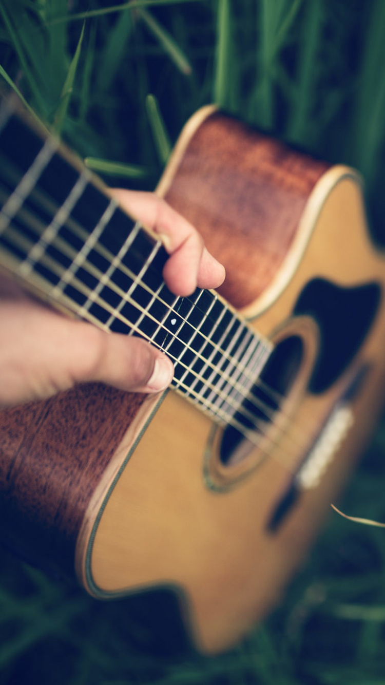 Обои акустическая гитара, гитара, струнный инструмент, басгитара, музыкальный инструмент в разрешении 750x1334