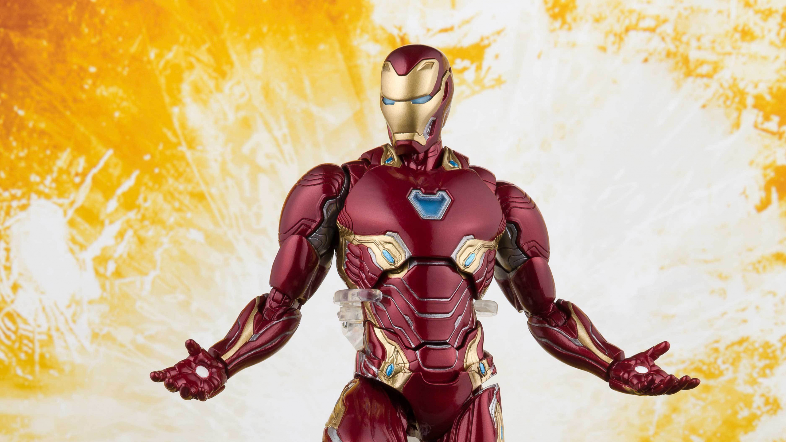 Обои Железный человек, фигурка, Бандай, супергерой, герой в разрешении 2560x1440