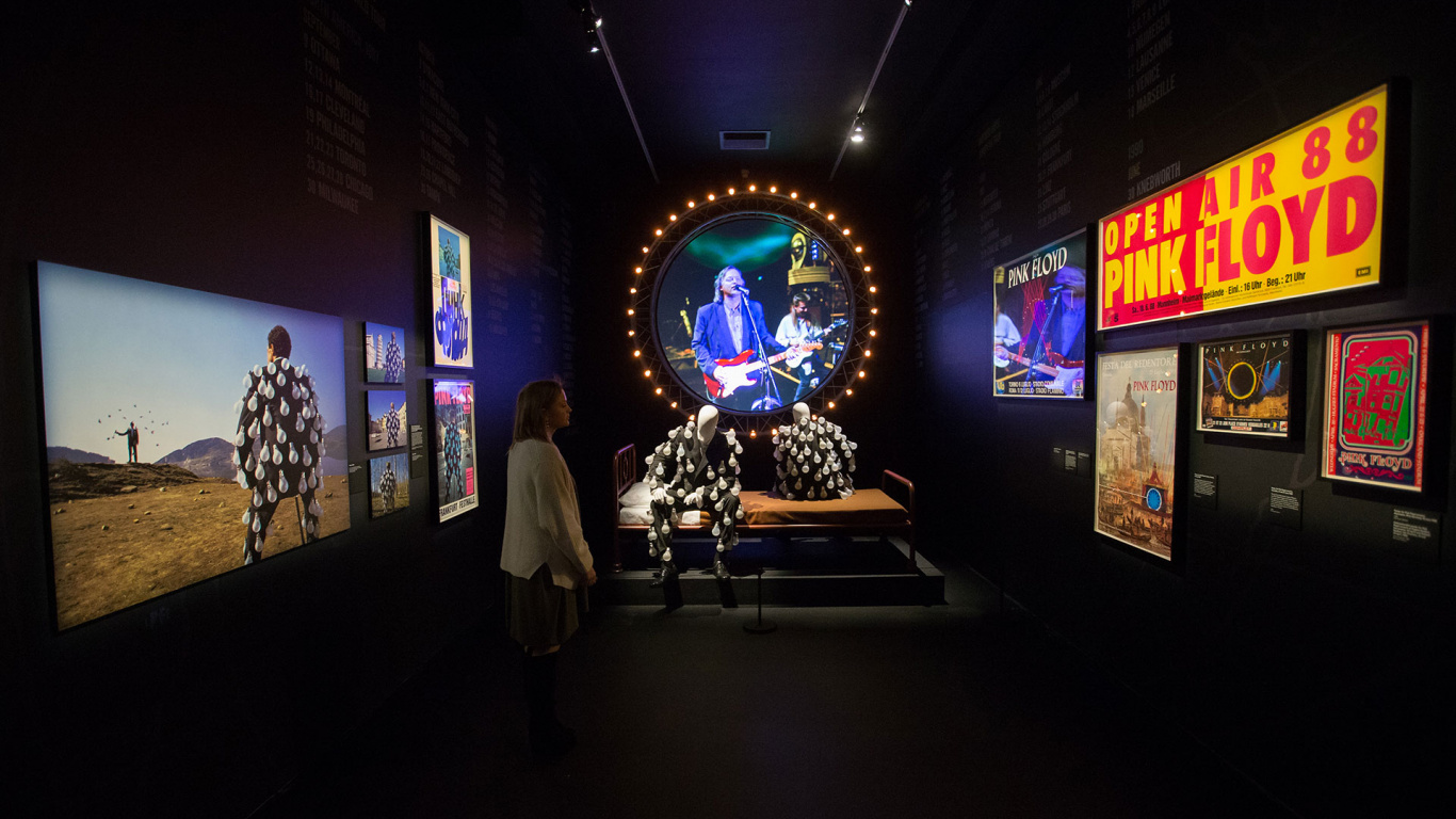 Обои Pink Floyd, арт, достопримечательность, технология, искусство в разрешении 1366x768