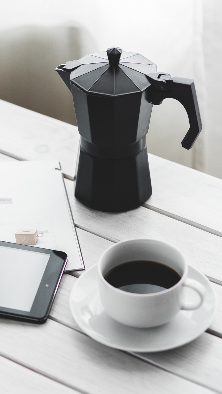 Обои кофе, кофеварка, рабочий стол, чай, чашка в разрешении 720x1280