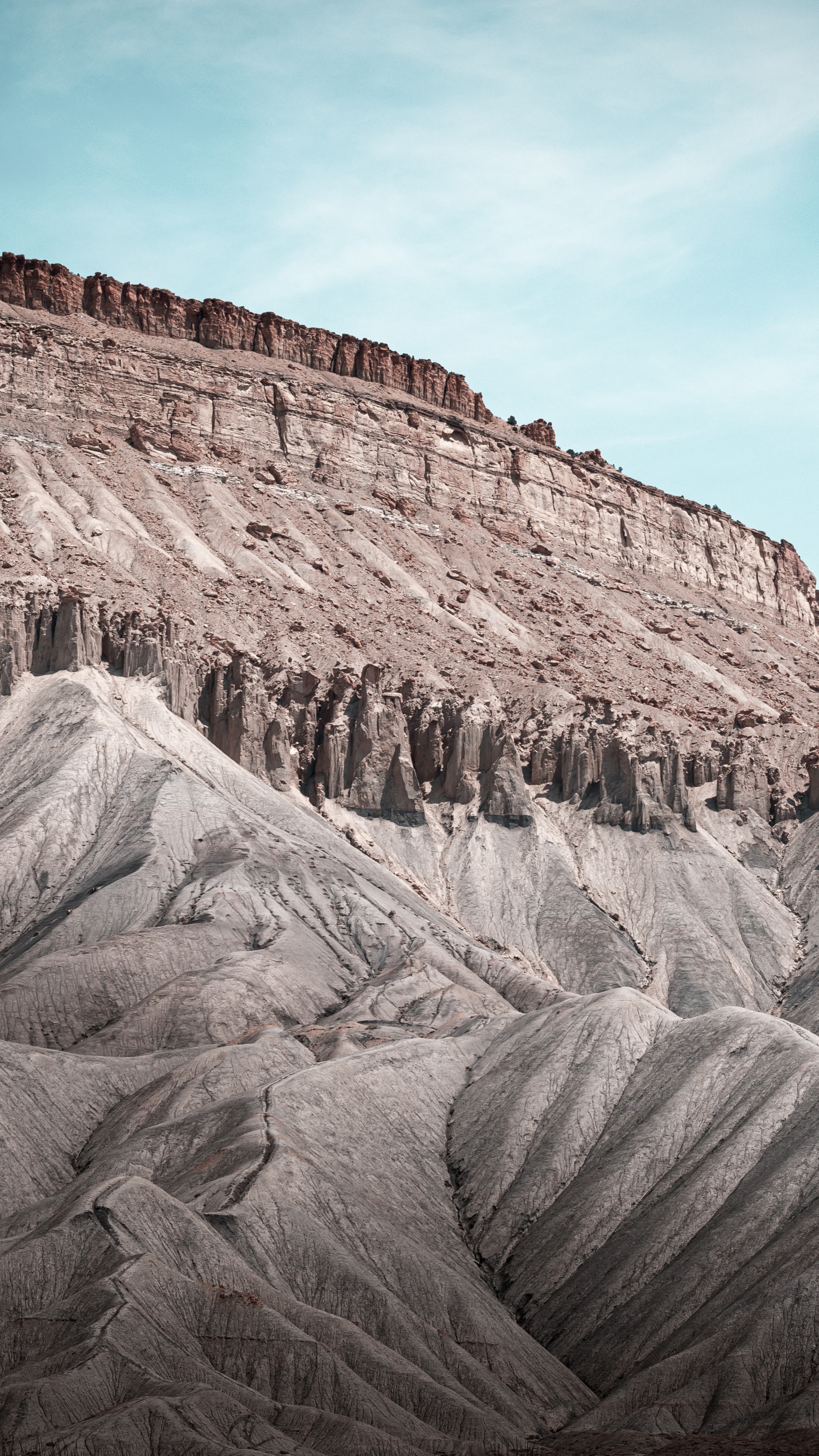 Обои округ Гарфилд, облако, гора, мир, коренная порода в разрешении 1440x2560