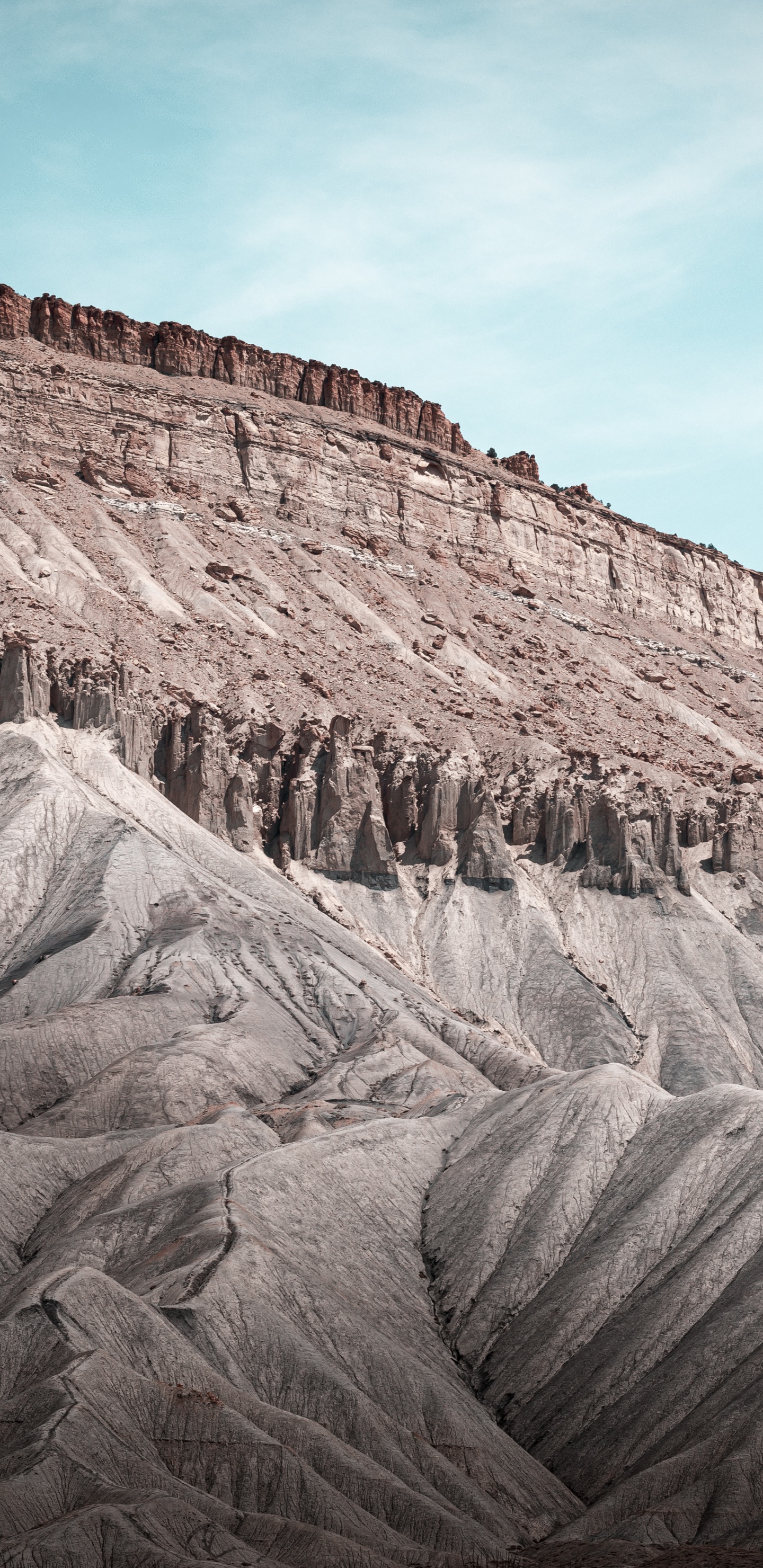 Обои округ Гарфилд, облако, гора, мир, коренная порода в разрешении 1440x2960