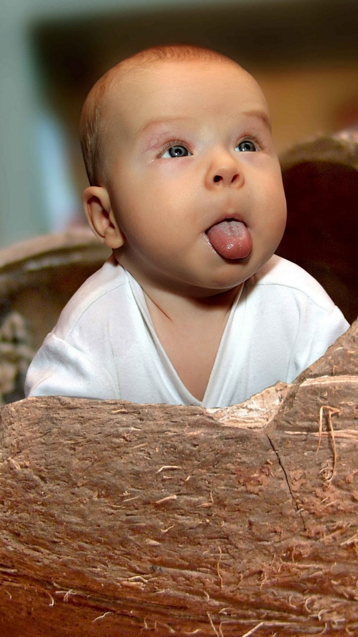 Обои младенец, Кокос, ребенок, малыш в разрешении 720x1280