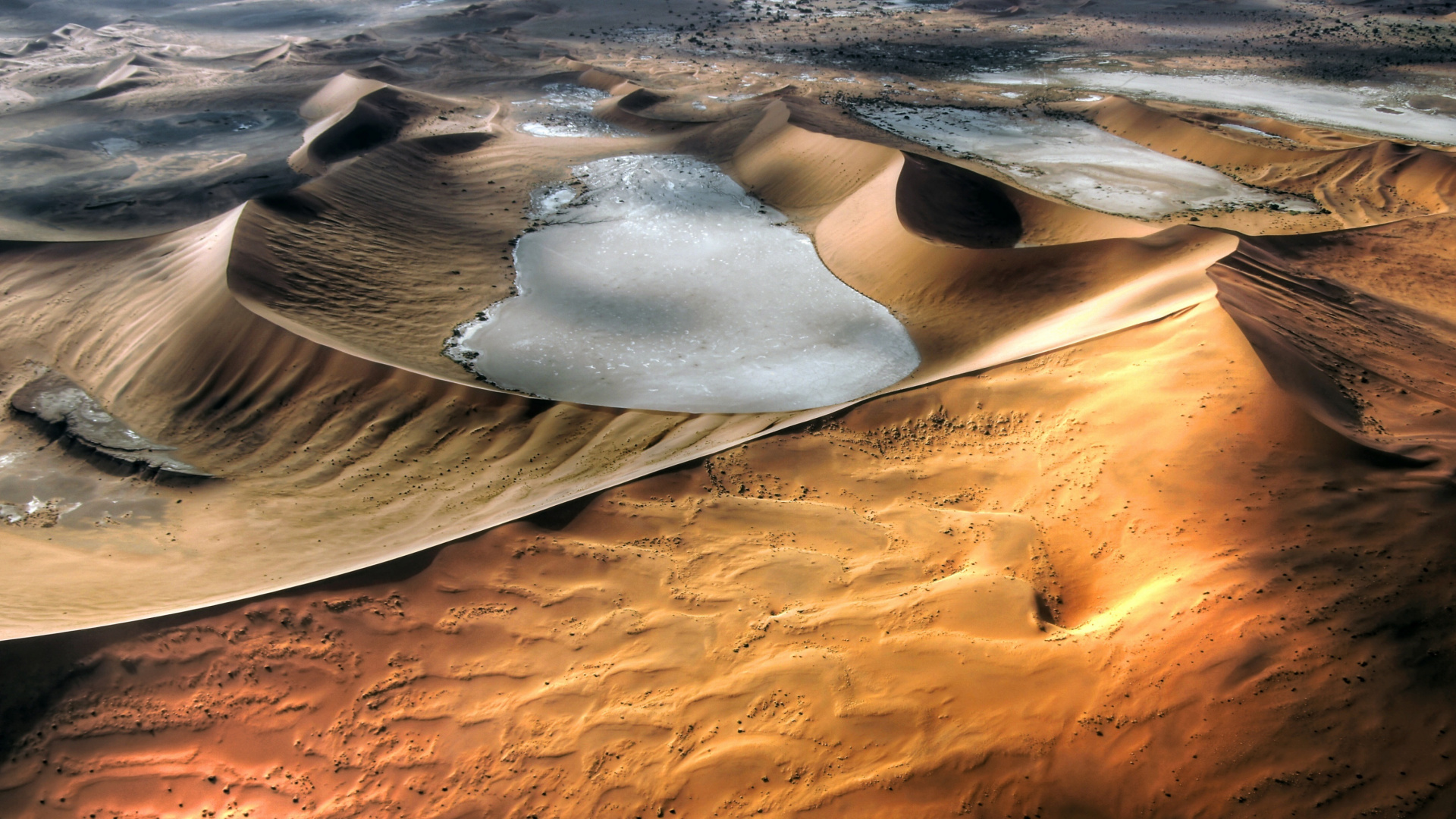 Обои пустыня, Дюна, песок, пейзаж, эолийские рельефы в разрешении 1920x1080