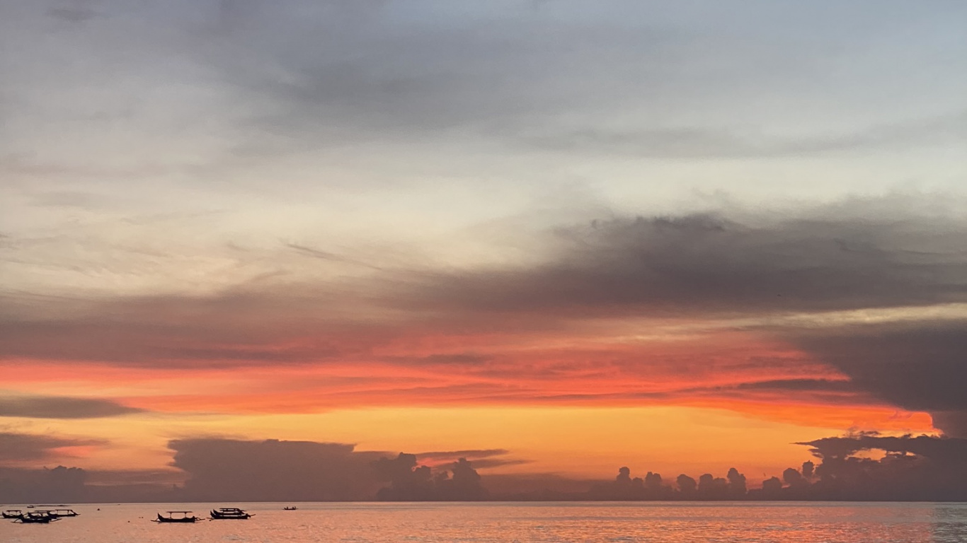 Обои горизонт, вода, море, закат, жидкость в разрешении 1366x768