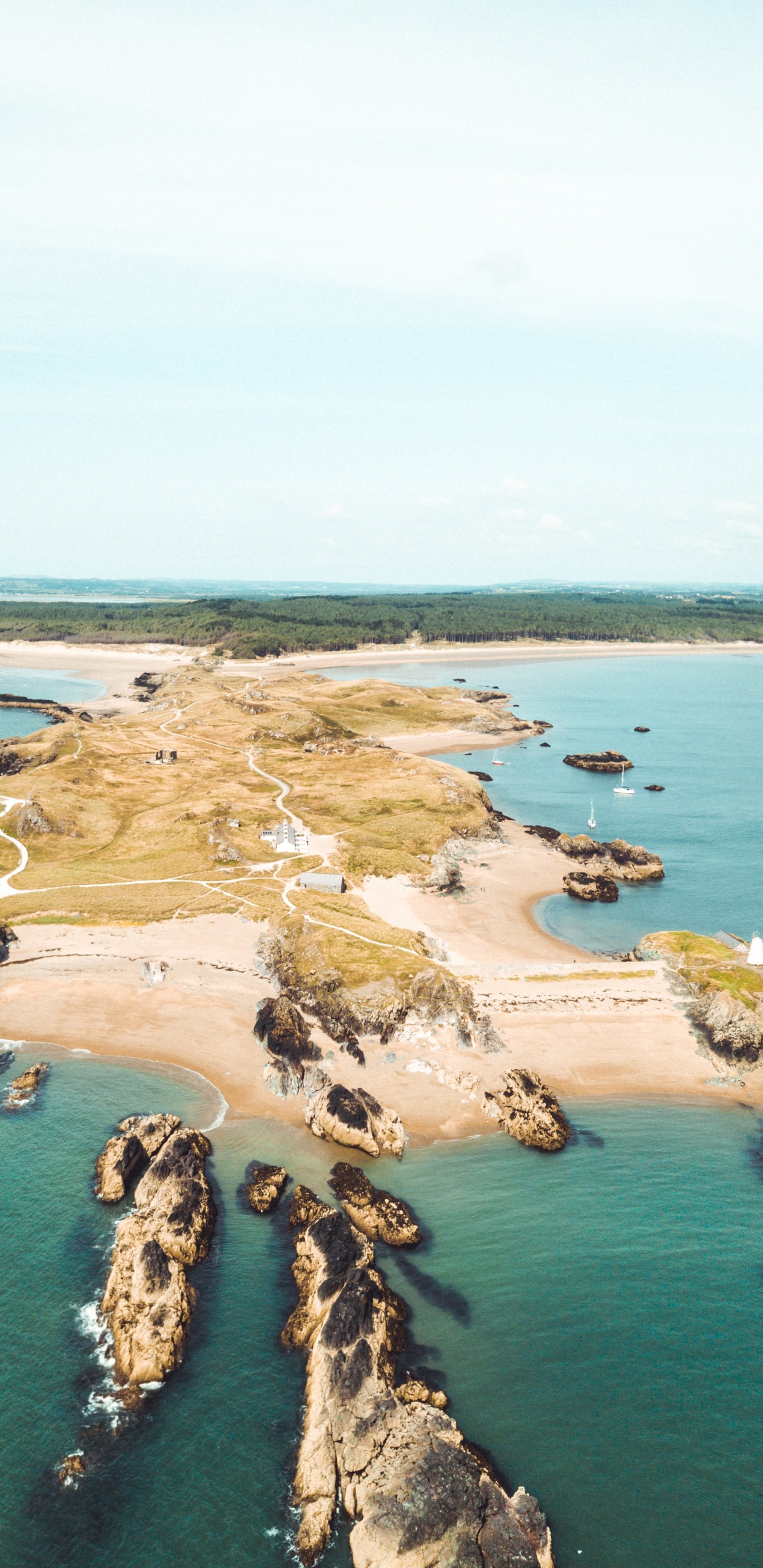 Обои островок, полуостров, плащ, мыс, Великобритания в разрешении 1440x2960