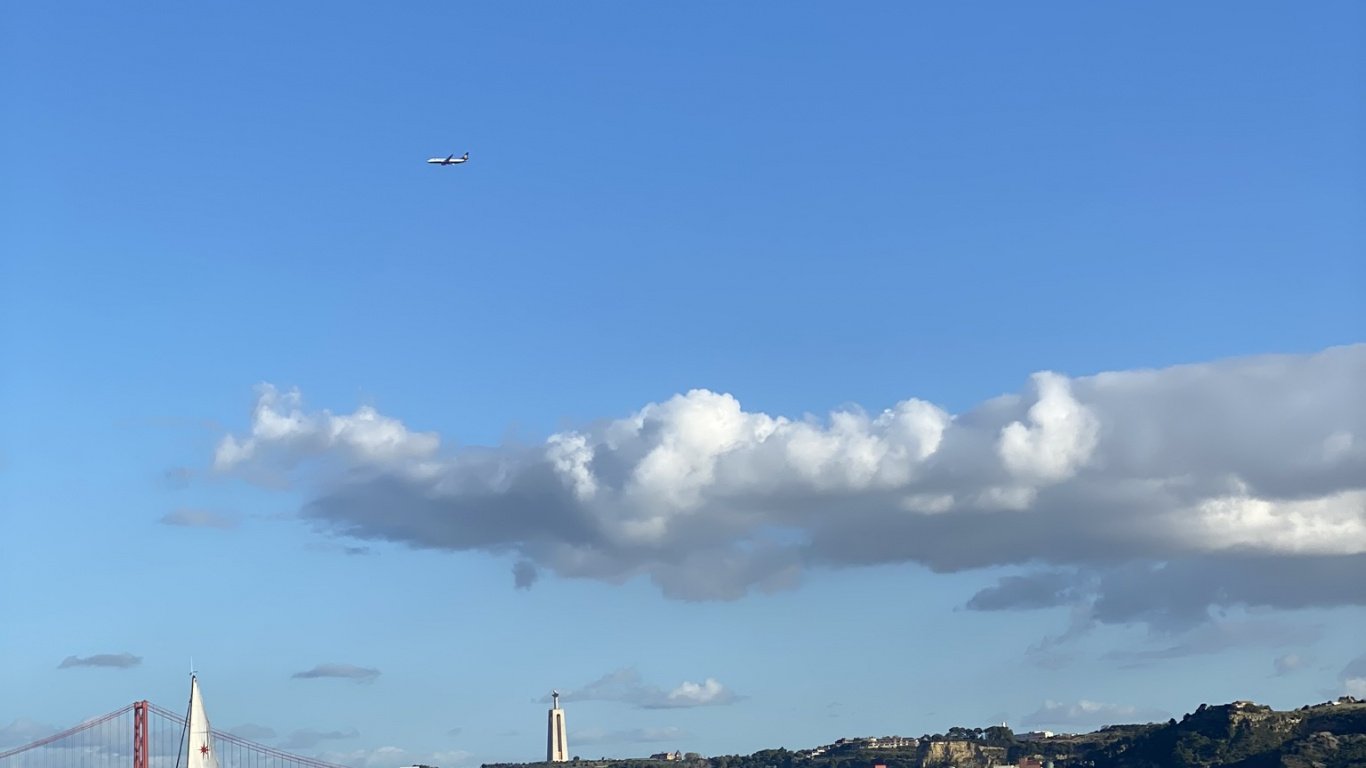 Обои окава, вода, судно, облако, водный путь в разрешении 1366x768