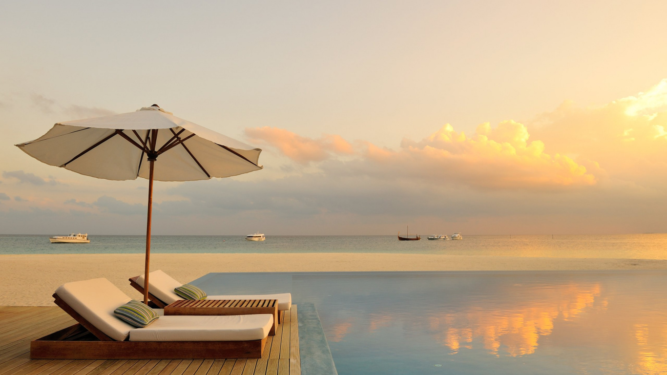 Обои пляж, море, утро, океан, горизонт в разрешении 1366x768