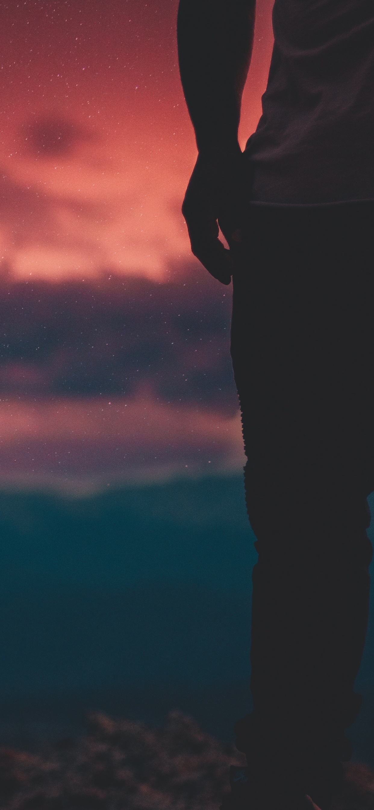 Обои облако, красный цвет, атмосфера, сумрак, вечер в разрешении 1242x2688