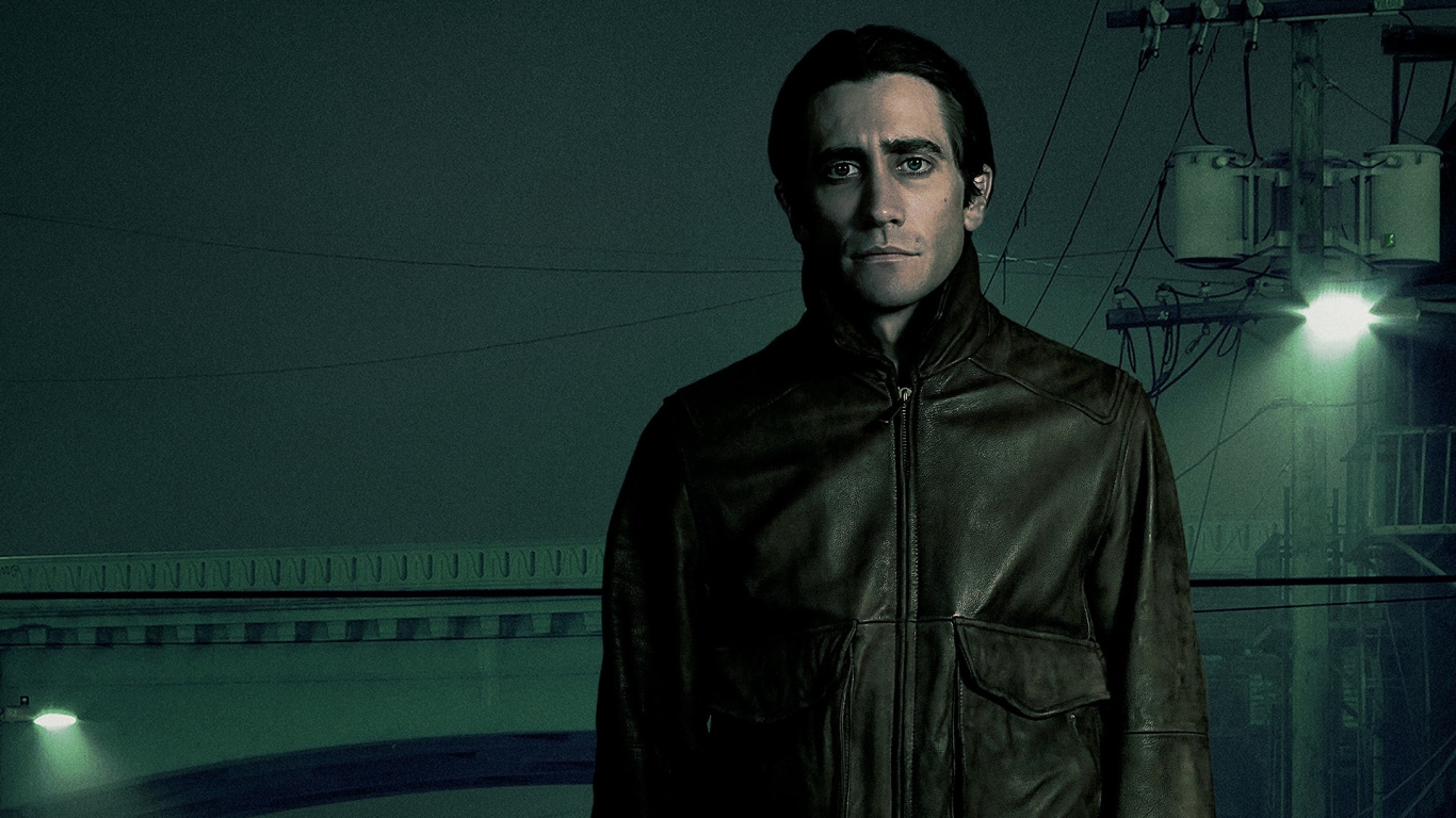 Обои Джейк Джилленхол, Лу Блум, триллер, зеленый, куртка в разрешении 1366x768