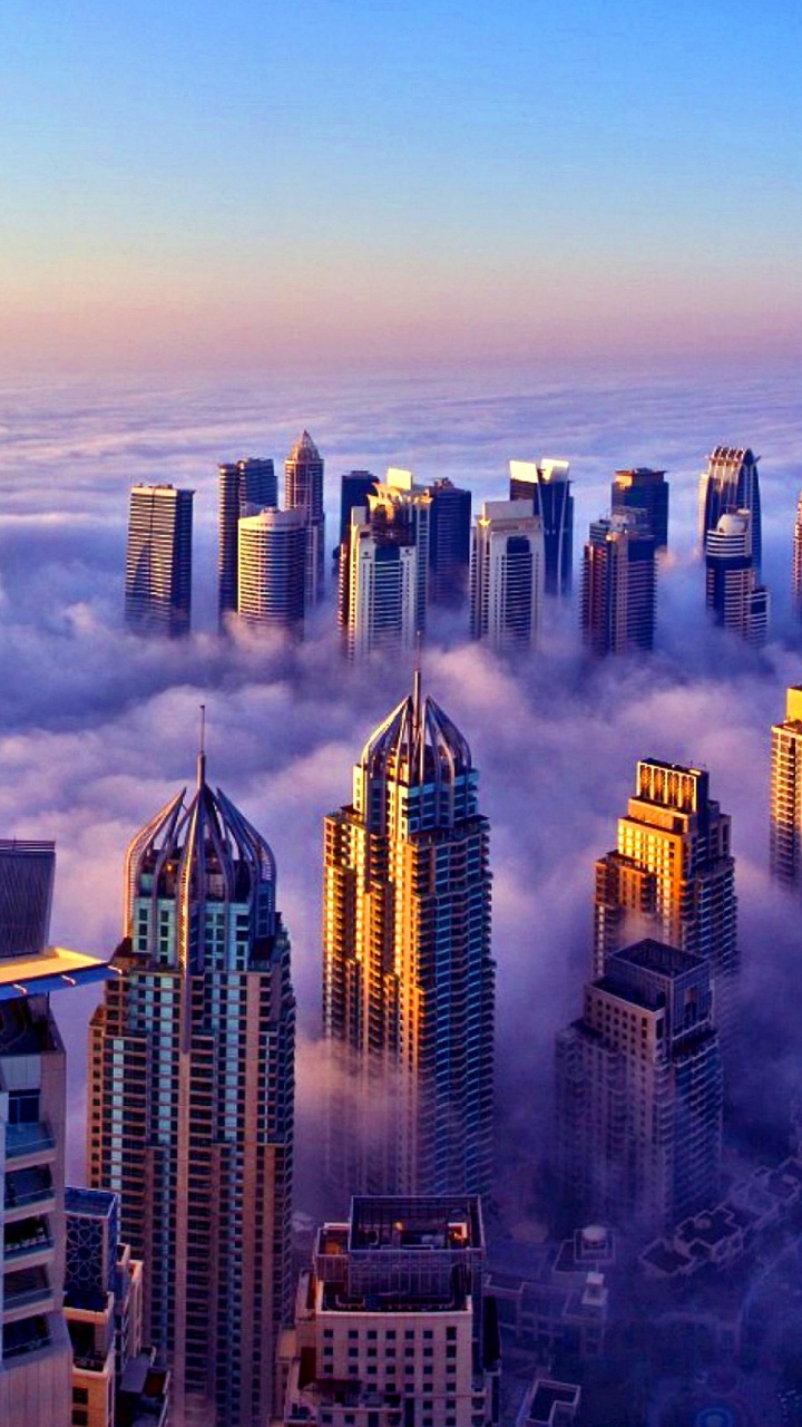 Обои горки, небоскреб, городской пейзаж, метрополия, городской район в разрешении 720x1280