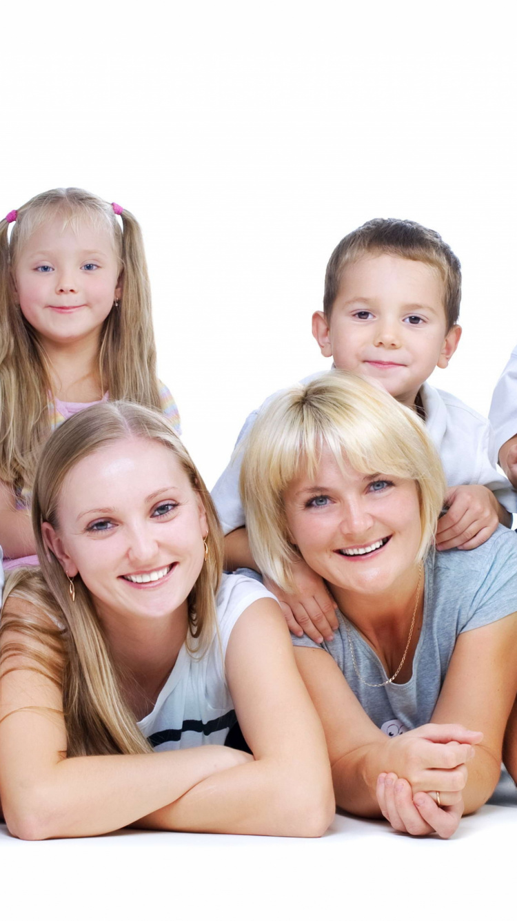 Обои семья, ребенок, люди, социальная группа, забава в разрешении 750x1334