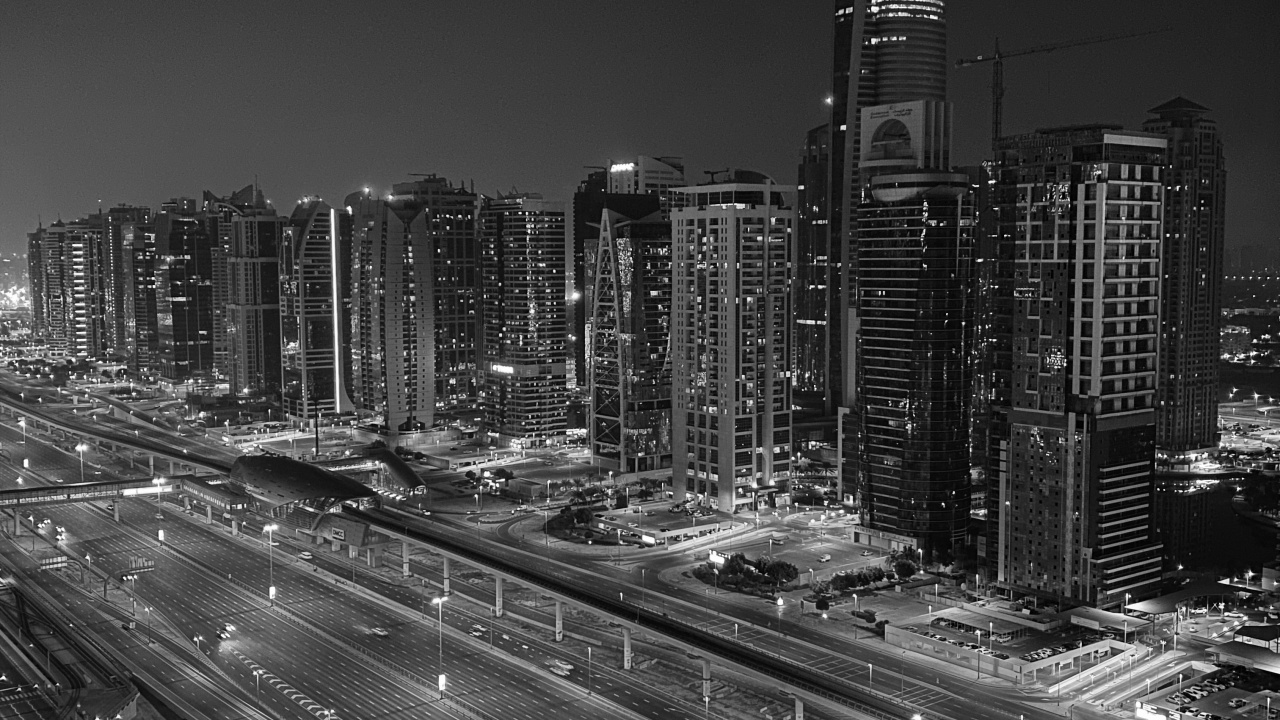 Обои Дубай, дорога, ночь, башня, метрополия в разрешении 1280x720