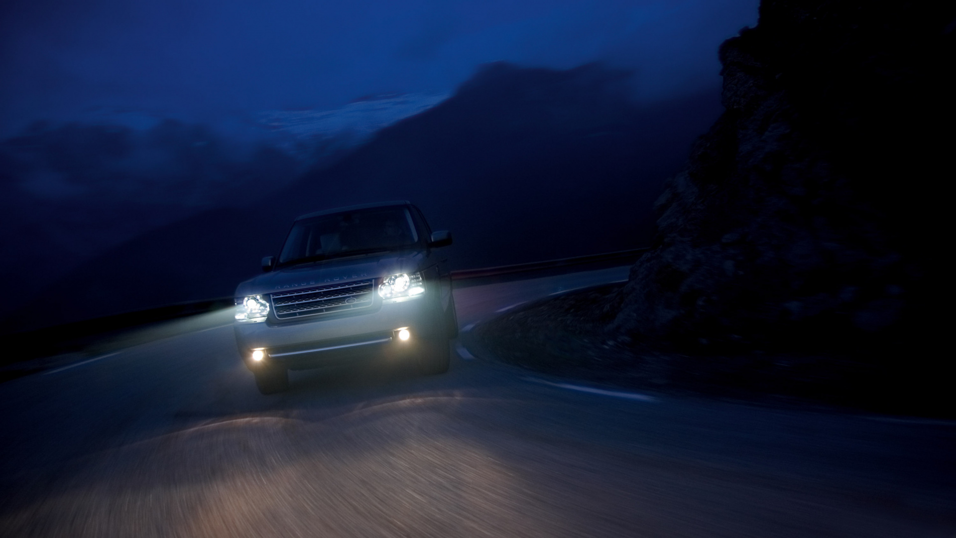 Обои land rover, авто, фара, автомобильное освещение, range rover в разрешении 1920x1080