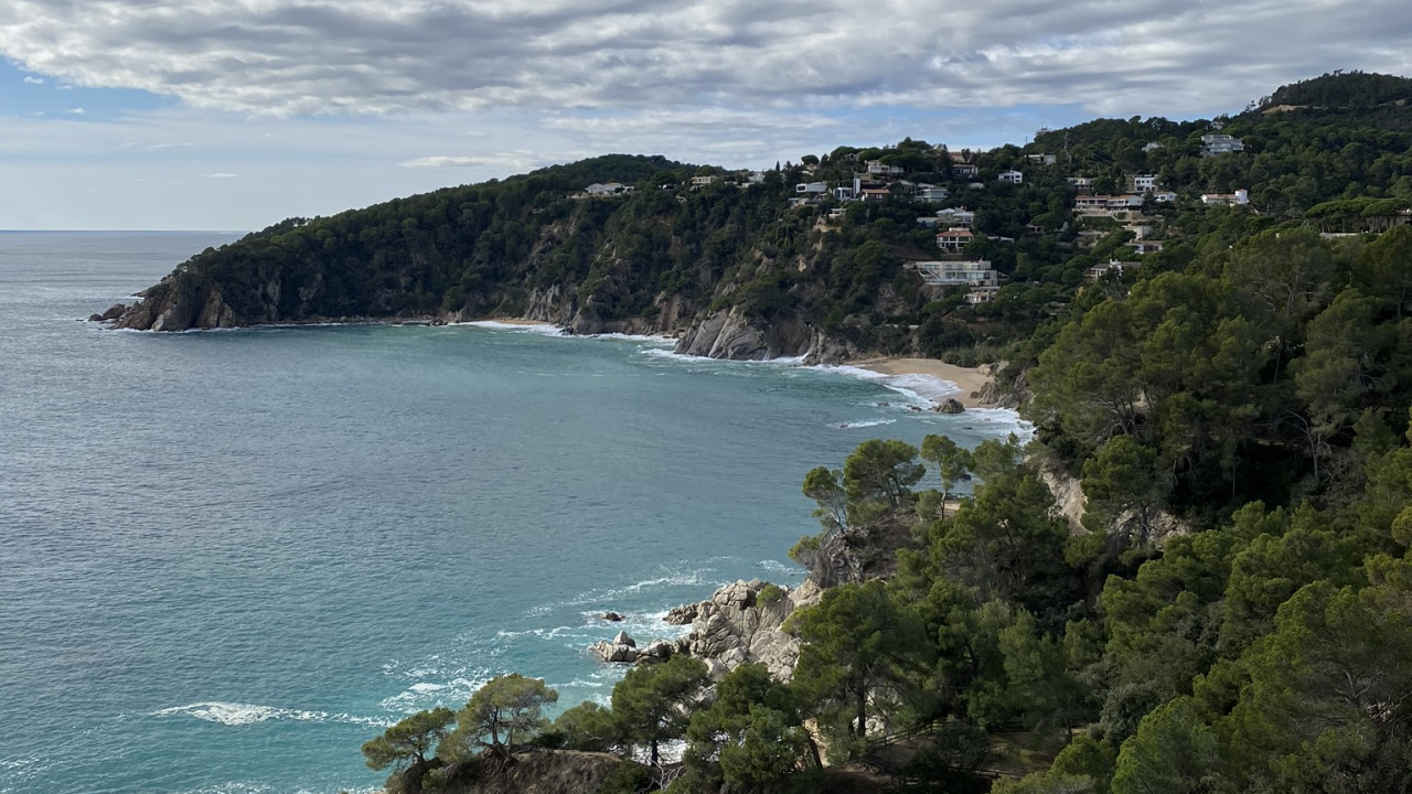 Обои побережье, вода, водоем, берег, океан в разрешении 1280x720