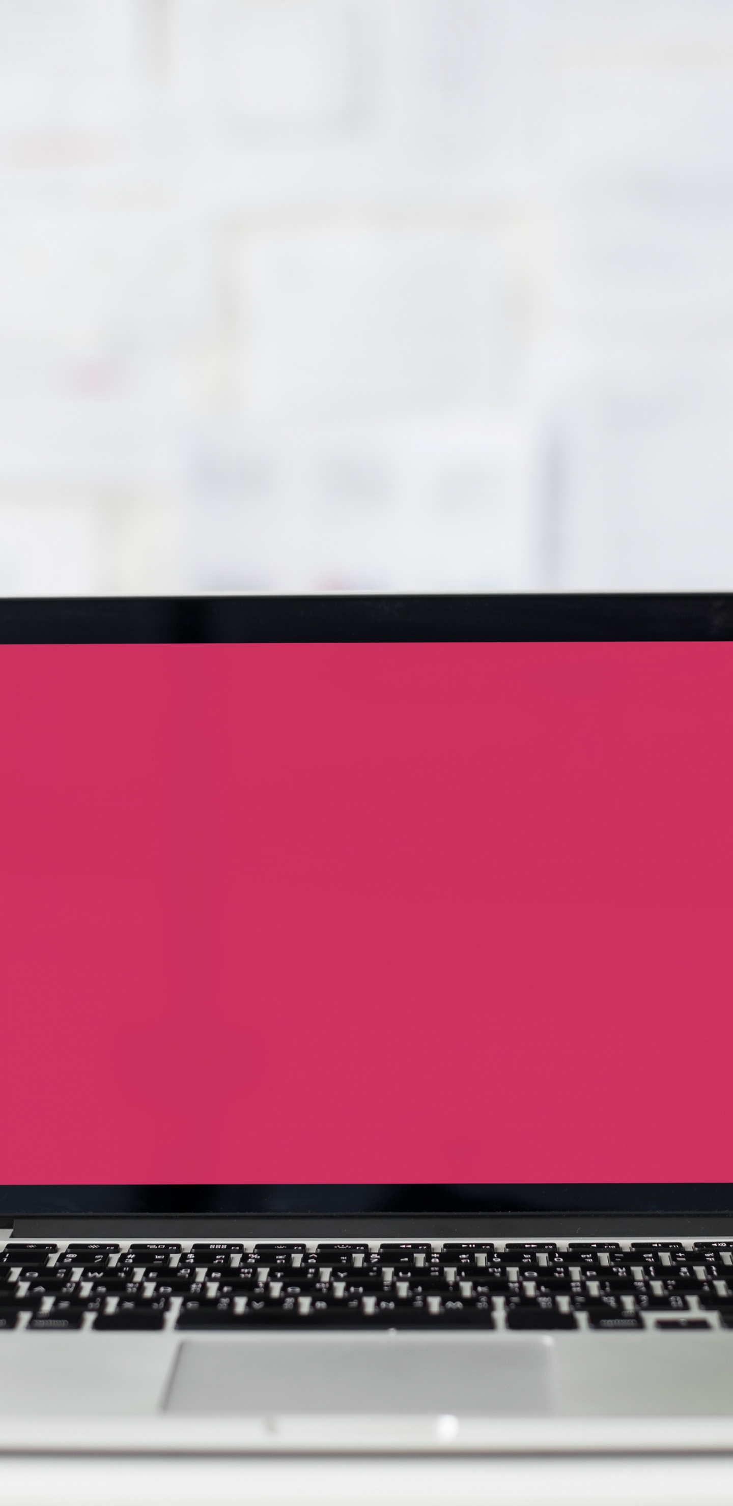 Обои электронное устройство, технологии, розовый, нетбук, пробел в разрешении 1440x2960