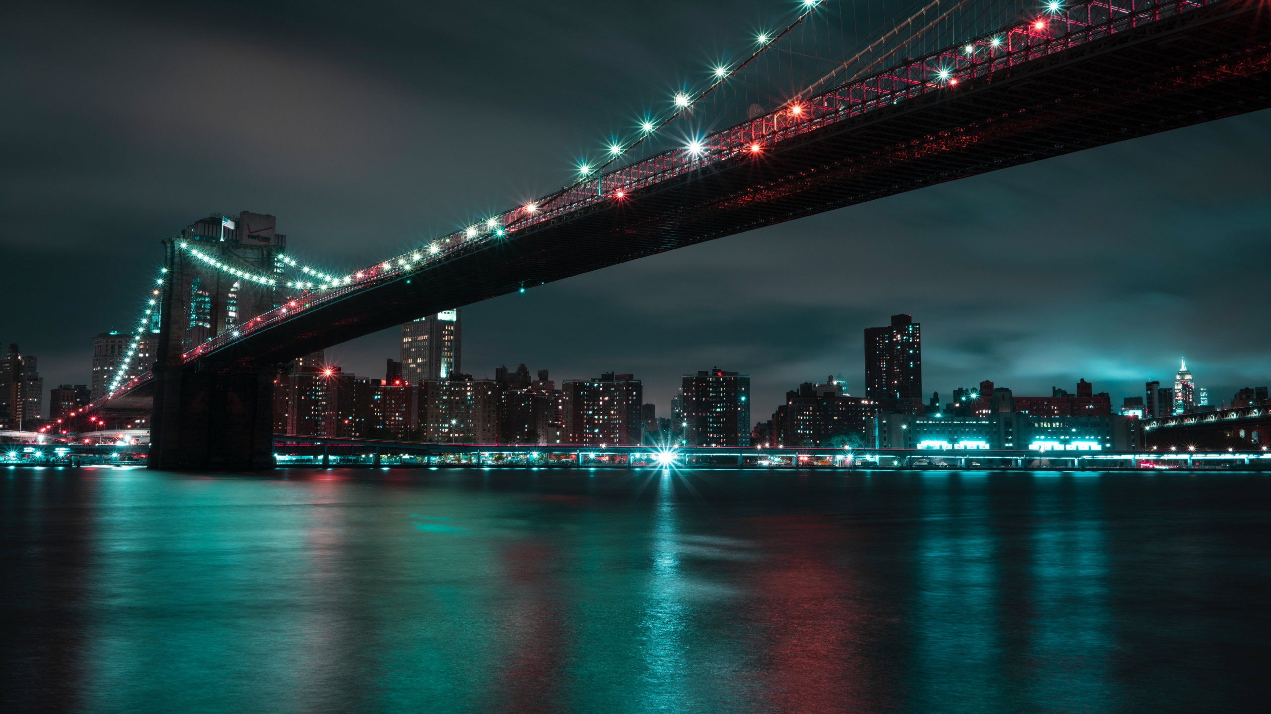 Обои Бруклинский мост, ночь, городской пейзаж, город, мост в разрешении 2560x1440