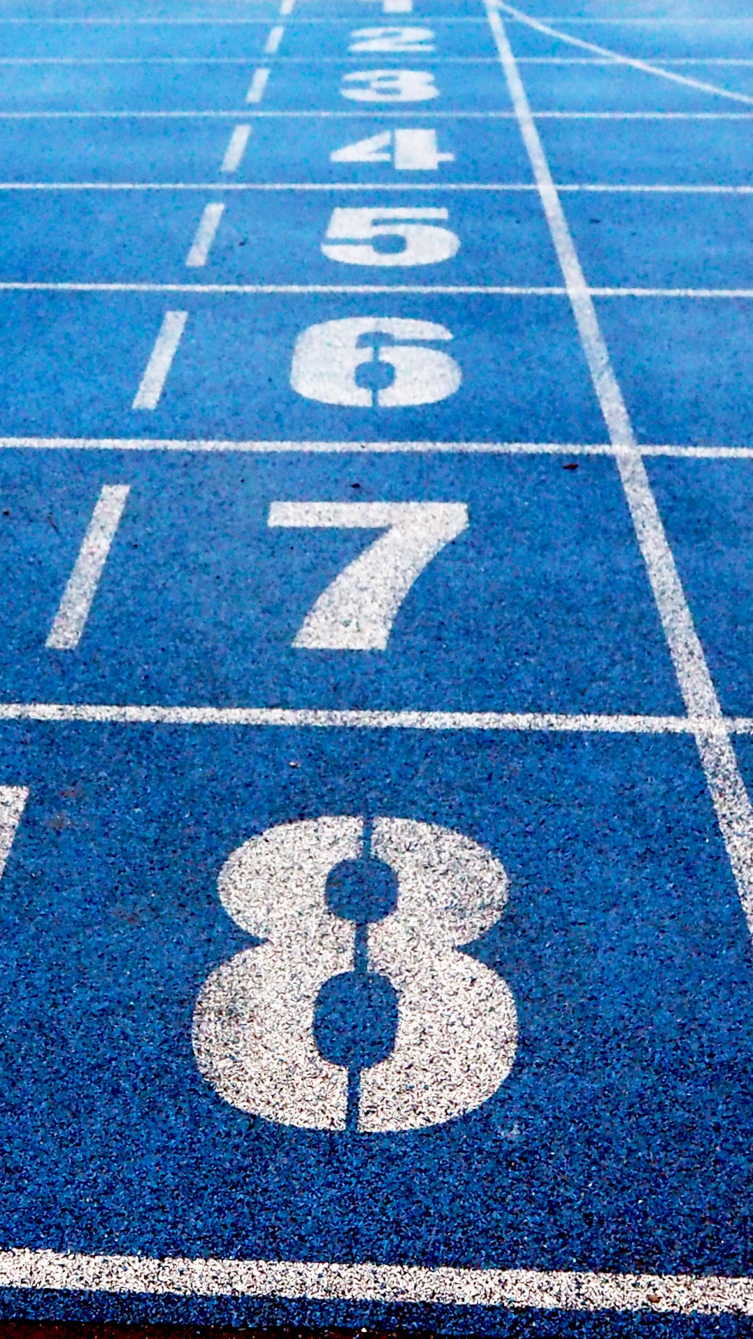 Обои спортсмен, конкурс, синий, переулок, асфальт в разрешении 1080x1920