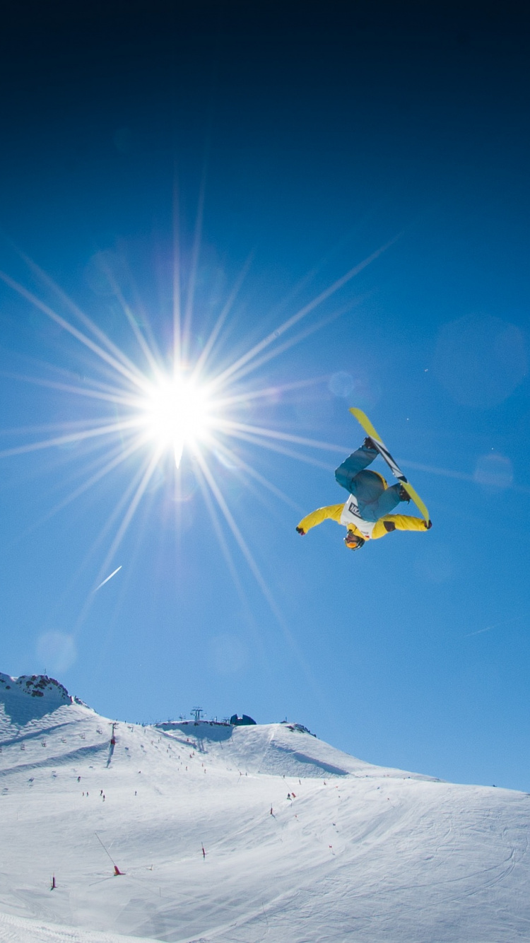 Обои сноуборд, лыжи, снег, зима, экстремальный вид спорта в разрешении 750x1334