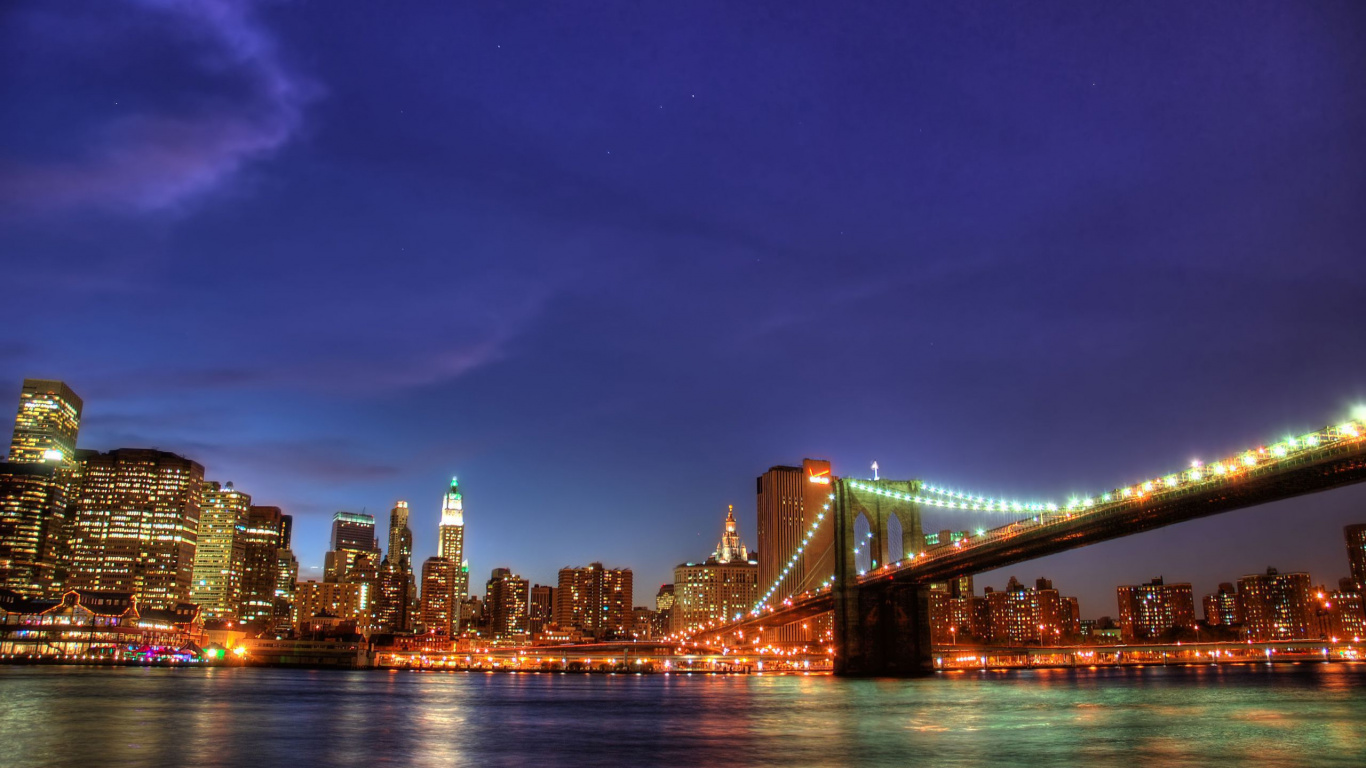 Обои городской пейзаж, ночь, город, линия горизонта, ориентир в разрешении 1366x768