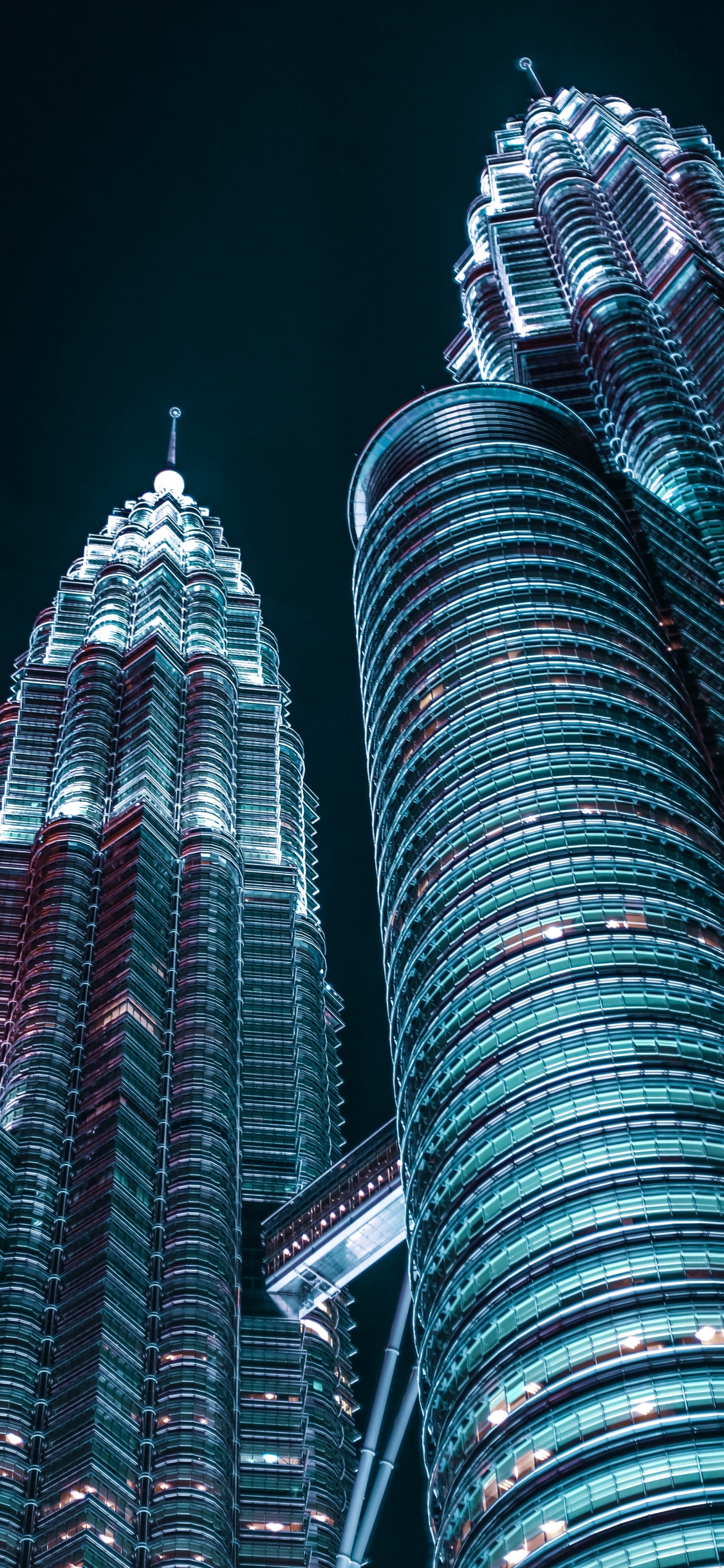 Обои башни-близнецы Петронас, небоскреб, ориентир, вышка, башня в разрешении 1125x2436