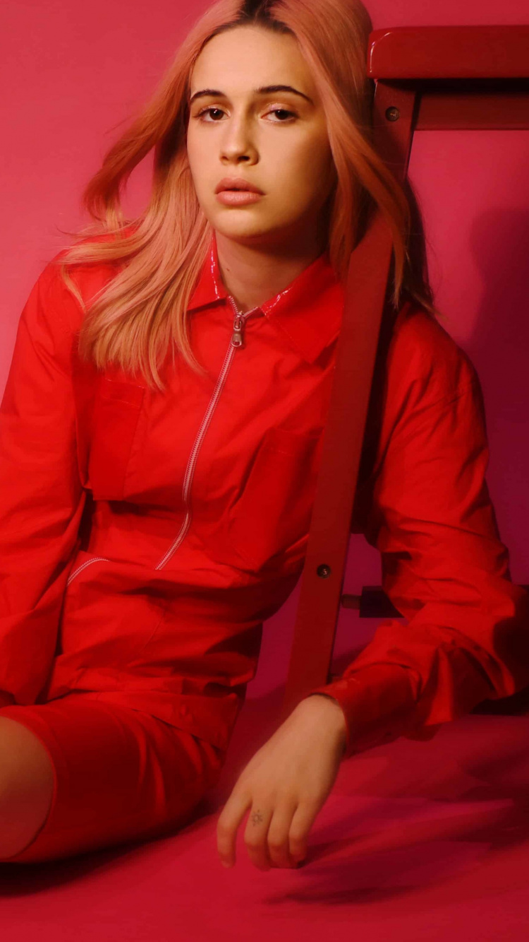 Обои Беа Миллер, 2019, это не ты это я, ты никогда не полюбишься, Чувствую Что-То в разрешении 750x1334