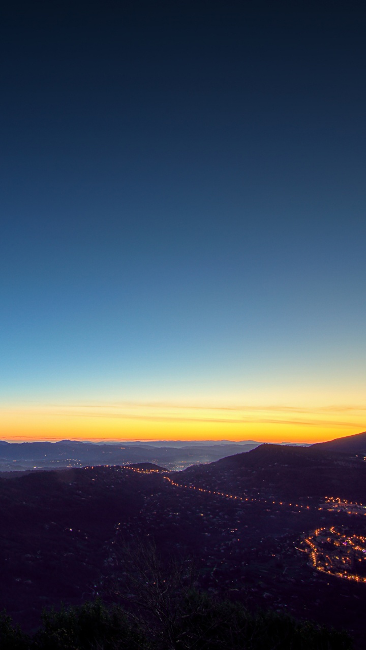 Обои горизонт, атмосфера, облако, утро, восход солнца в разрешении 720x1280