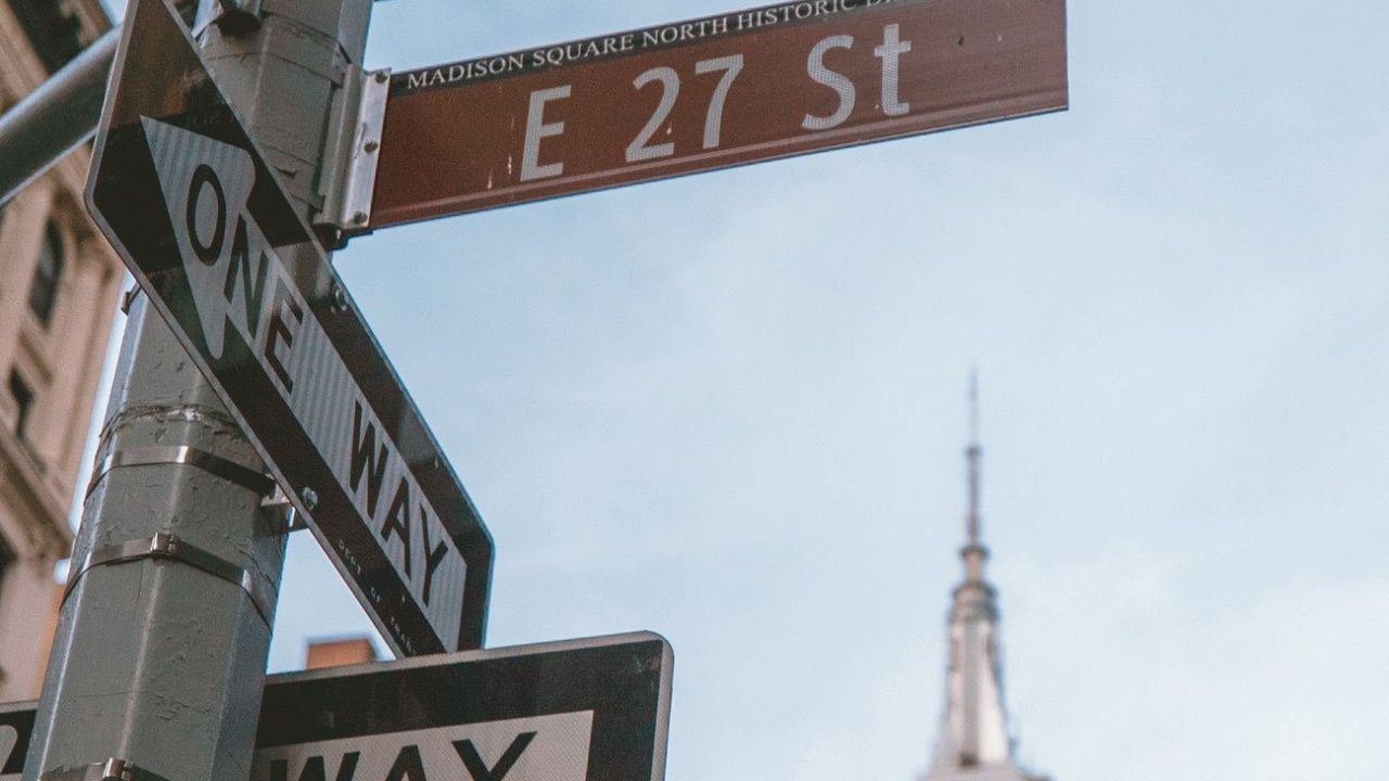 Обои Эмпайр Стейт Билдинг, Крайслер-Билдинг, здание, Нижний Манхэттен, дневное время в разрешении 1280x720