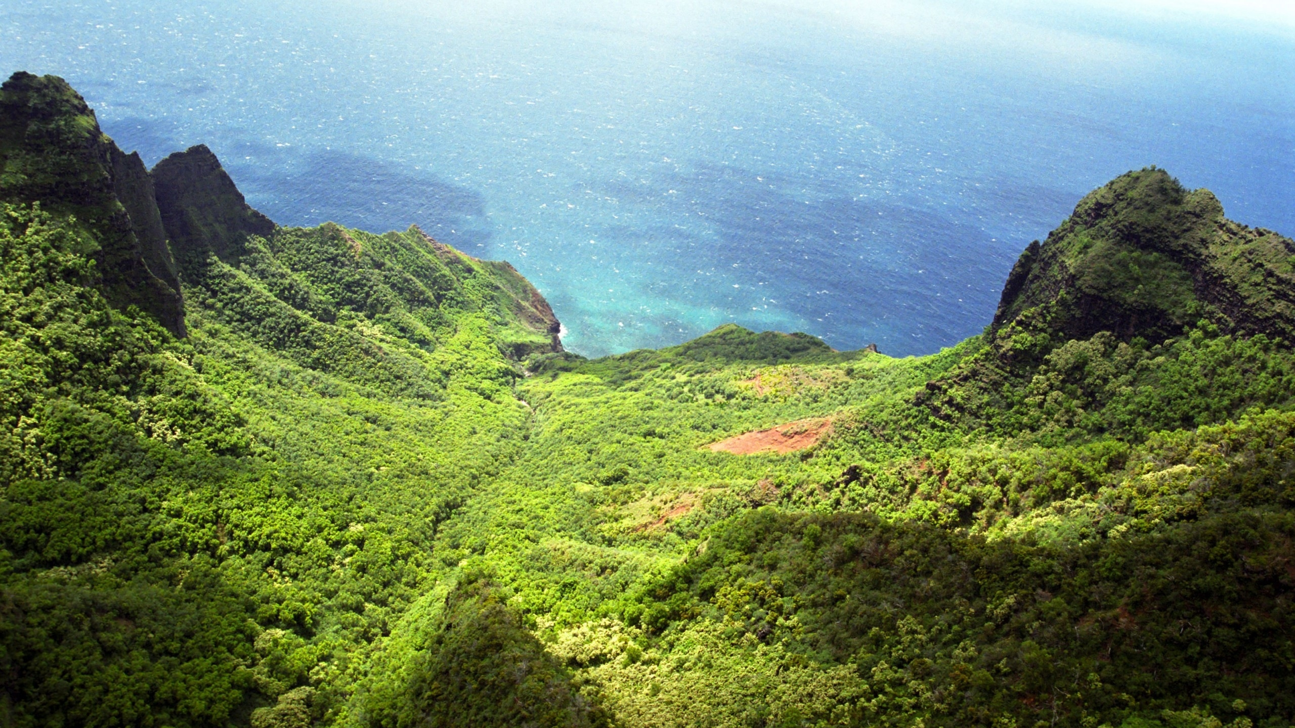Обои пейзажи гор, нагорье, горный рельеф, природа, растительность в разрешении 2560x1440