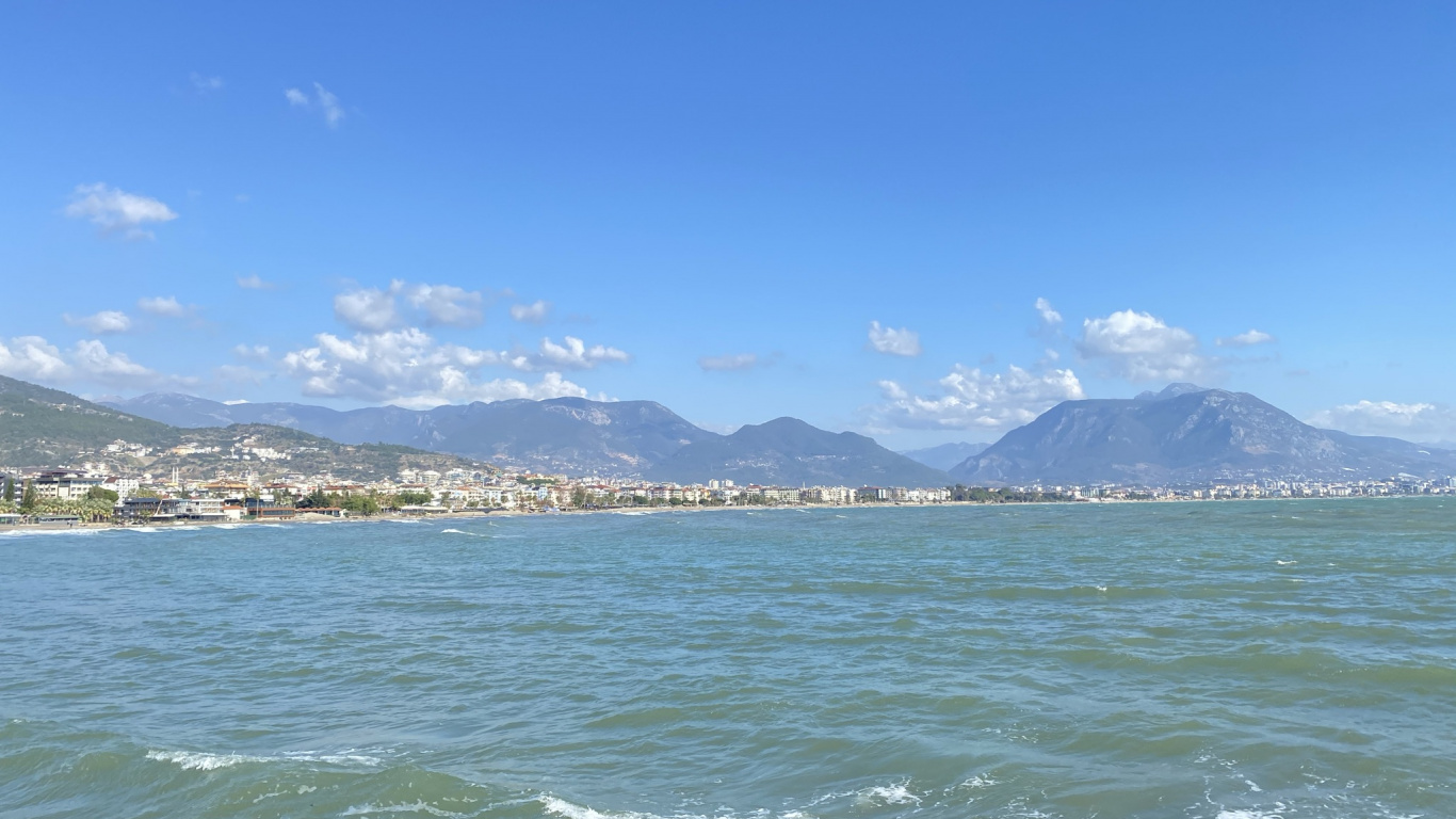 Обои кизилкуле, вода, облако, гора, гидроресурсы в разрешении 1366x768