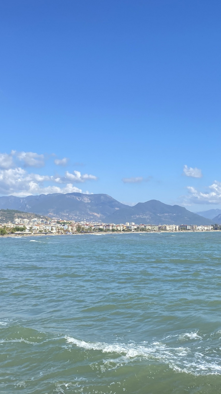 Обои кизилкуле, вода, облако, гора, гидроресурсы в разрешении 750x1334