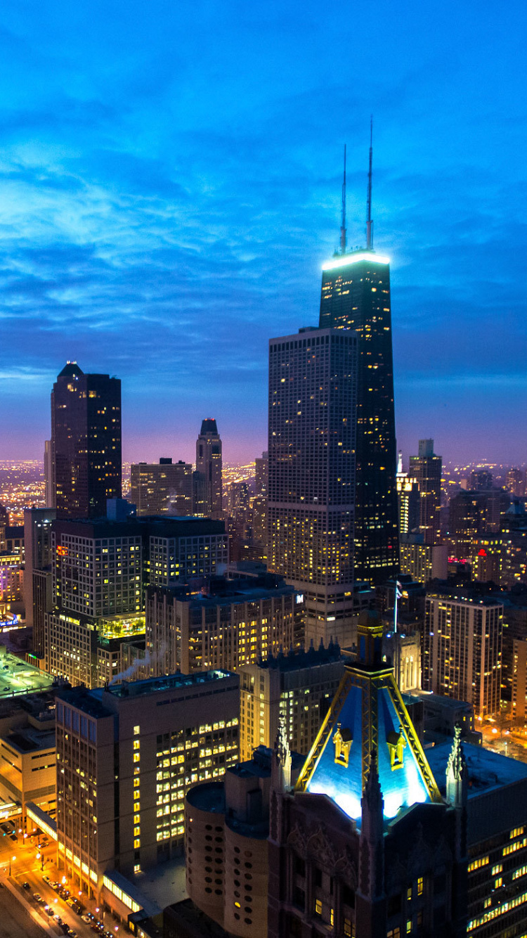 Обои город, городской пейзаж, городской район, метрополия, линия горизонта в разрешении 750x1334