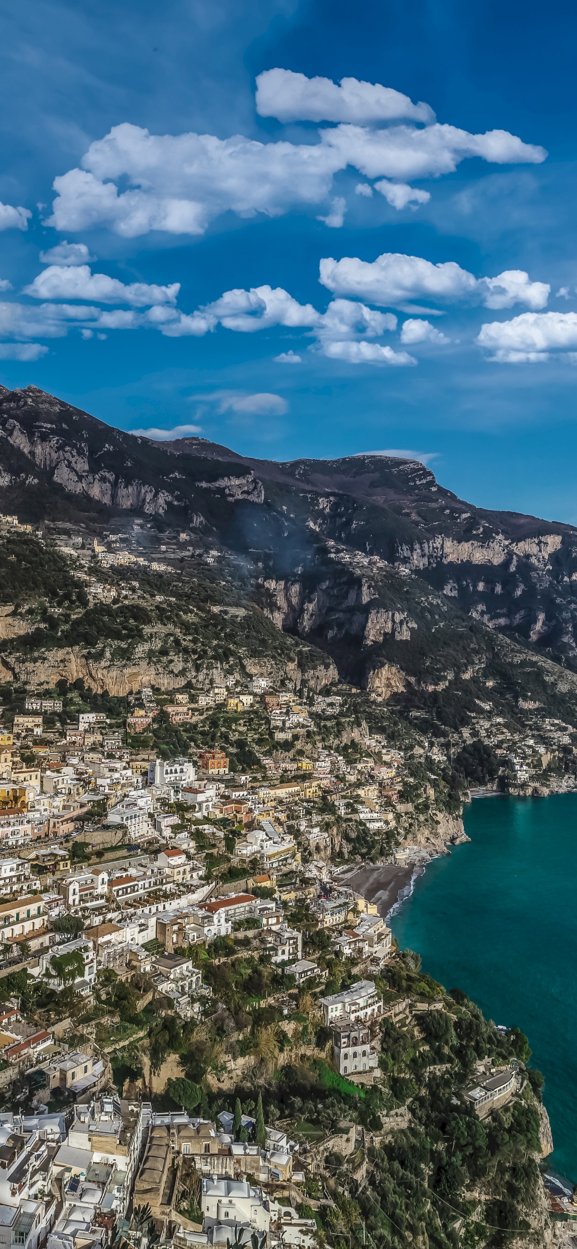 Обои Позитано, город, залив, побережье, море в разрешении 1125x2436