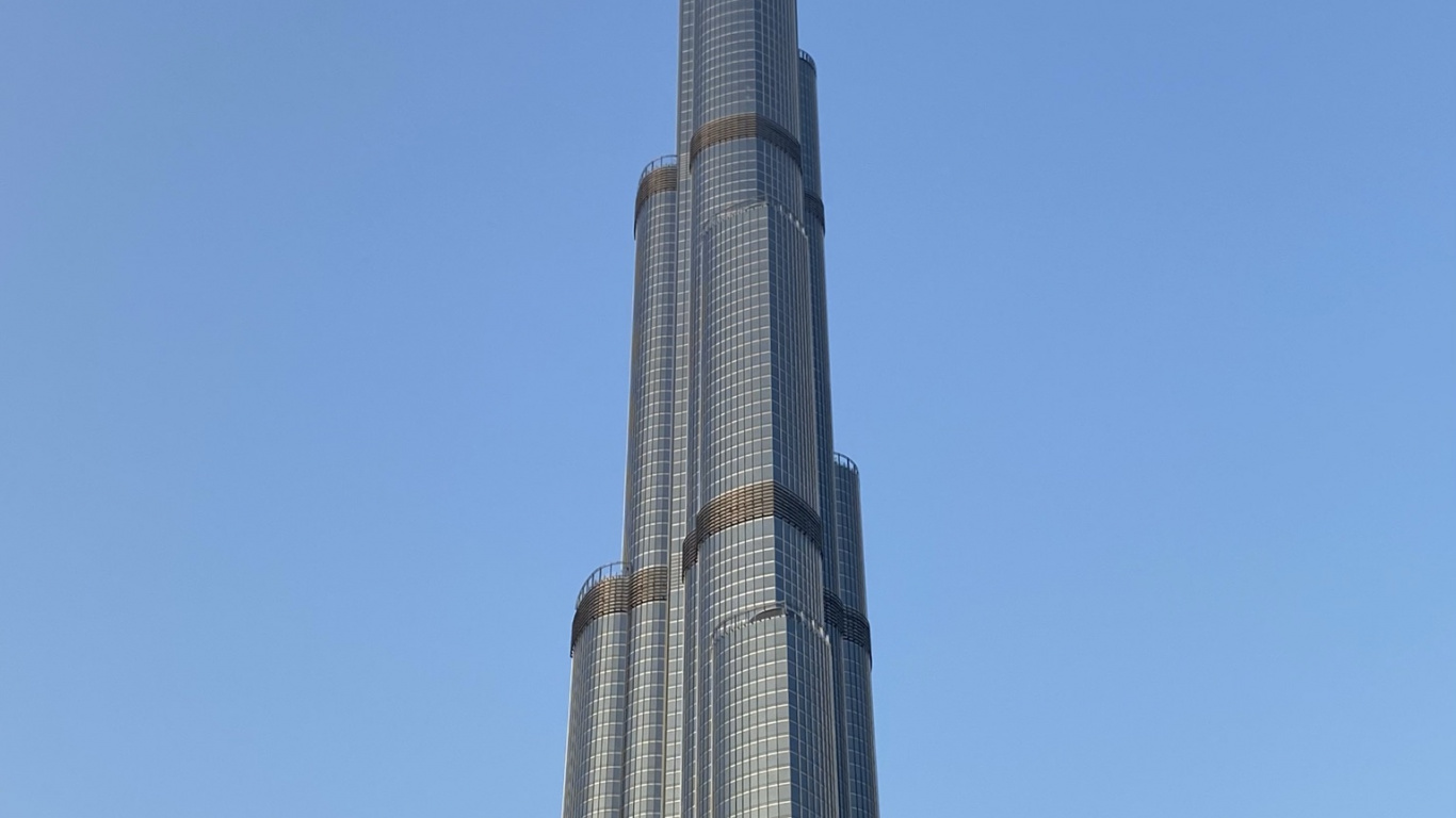 Обои Дубай, Бурдж Халифа, небоскреб, национальный исторический памятник, синий в разрешении 1366x768