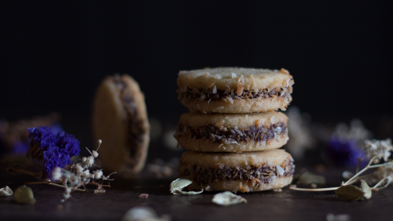 Обои выпечка, печенье, пища, сладость, блюда в разрешении 1366x768