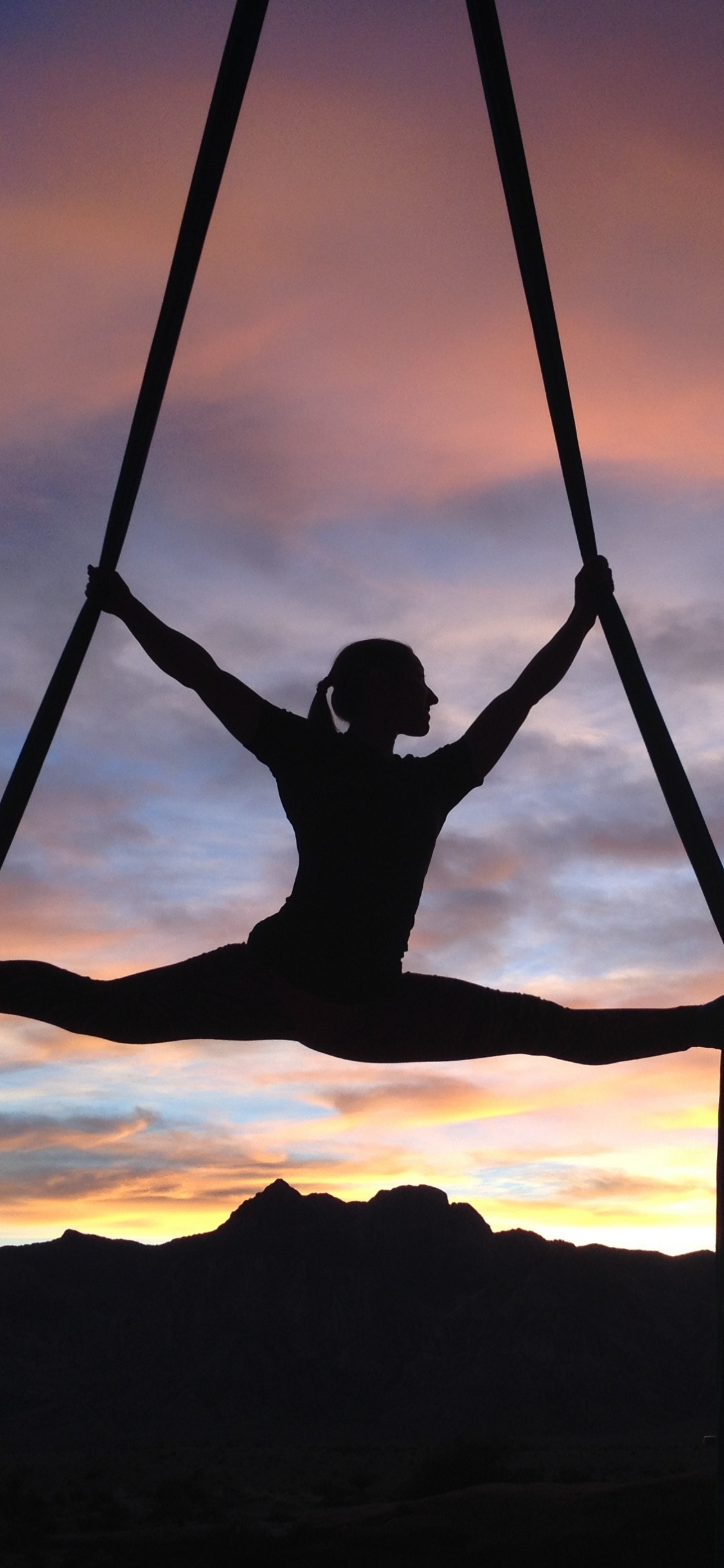 Обои физическая подготовка, йога, баланс, облако, закат в разрешении 1125x2436