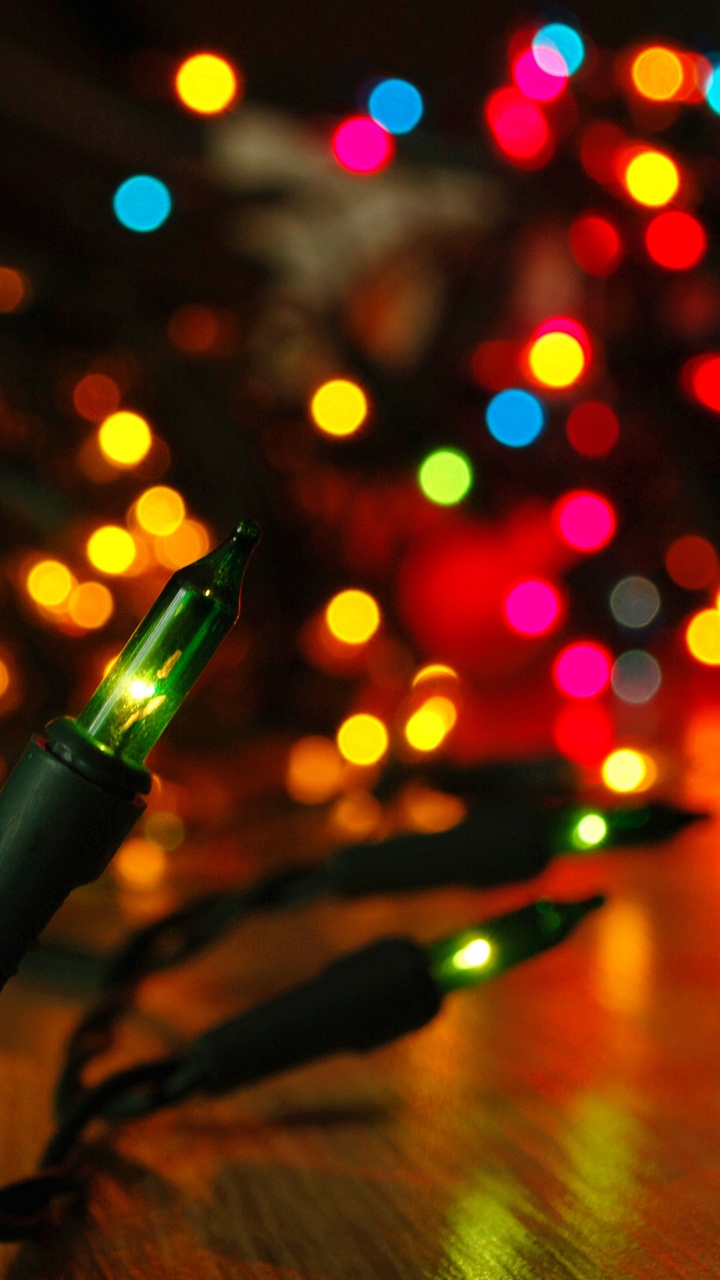 Обои Рождественские огни, Рождественский день, свет, освещение, Рождественские украшения в разрешении 720x1280