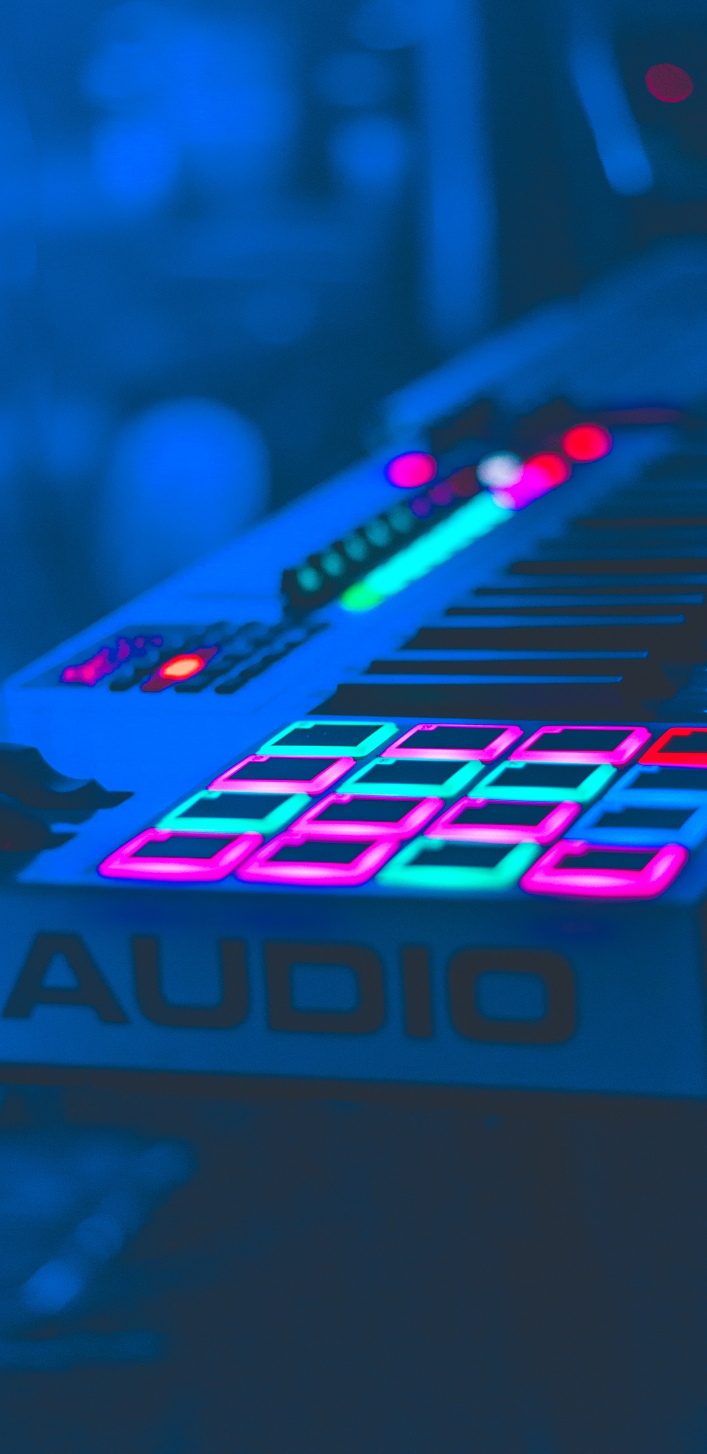 Обои музыкальная индустрия, музыкант, свет, Визуальный эффект освещения, освещение в разрешении 1440x2960