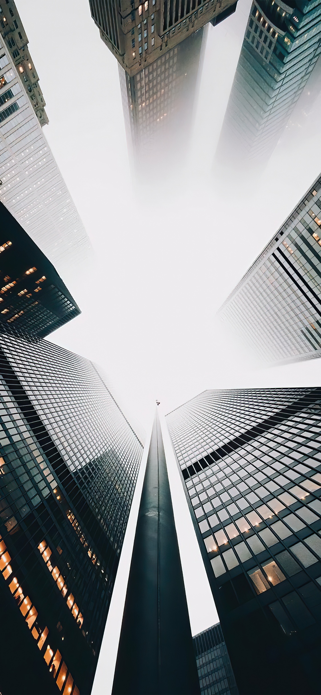 Обои небоскреб, здание, свет, черный, башня в разрешении 1125x2436