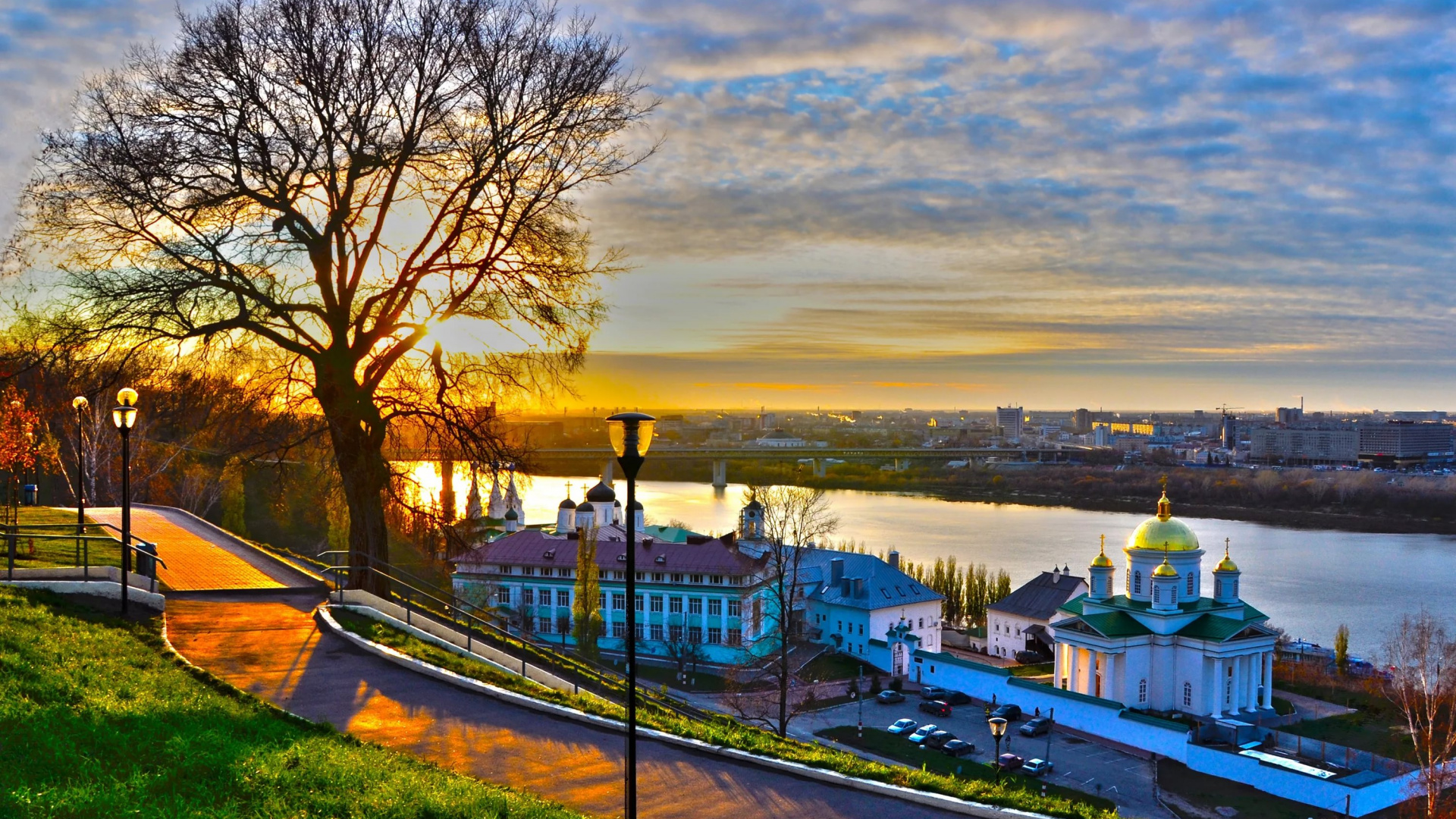 Обои город, водный путь, реки, утро, вечер в разрешении 1920x1080