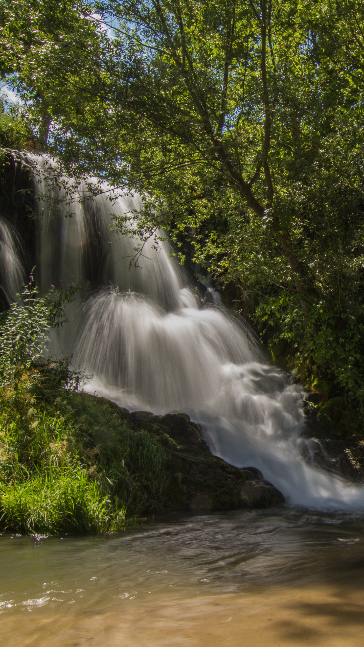 Обои водопад, водоем, гидроресурсы, природа, вода в разрешении 1440x2560