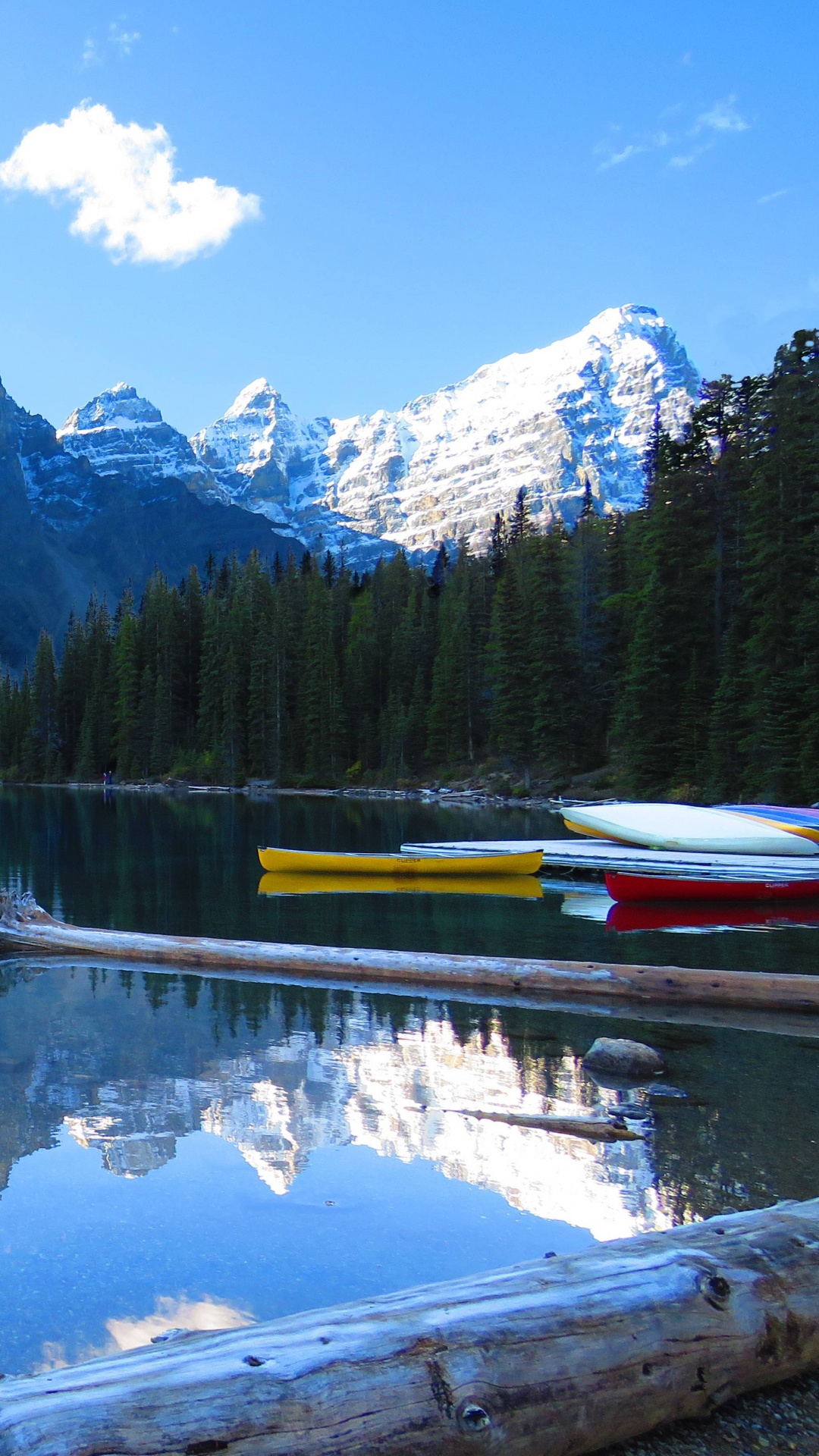 Обои ледниковое озеро, озеро, фьорд, гора, горный рельеф в разрешении 1080x1920