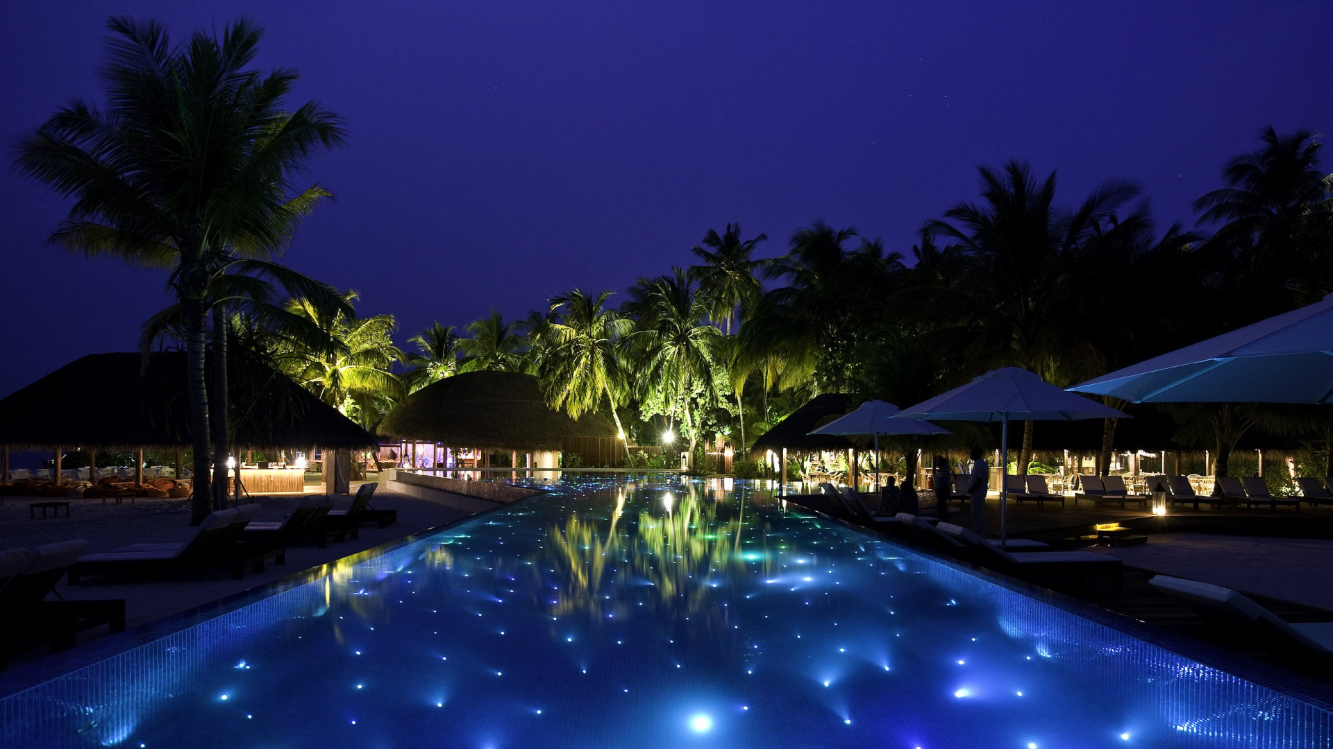 Обои плавательный бассейн, прибежище, освещение, вилла, ночь в разрешении 1920x1080