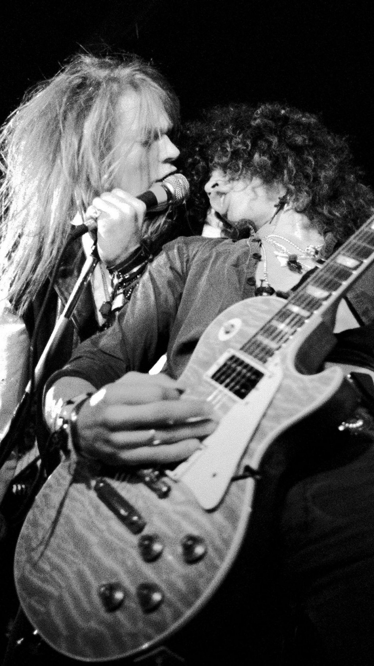 Обои Guns N Roses, музыкант, гитарист, гитара, струнный инструмент в разрешении 750x1334