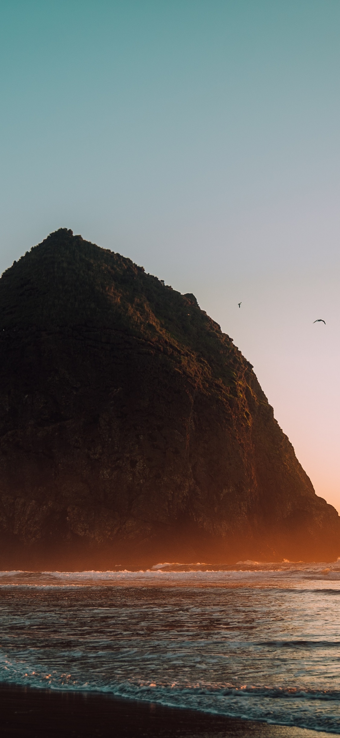 Обои стек, океан, утро, вода, побережье в разрешении 1125x2436