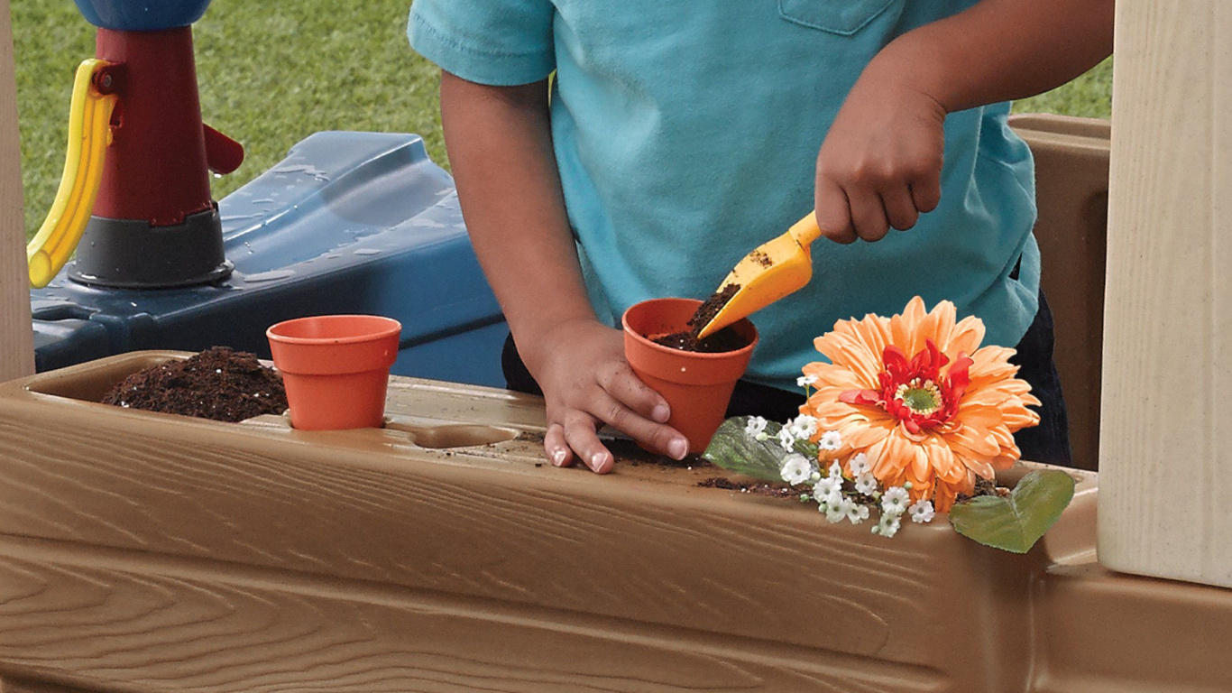Обои Шаг2 Свежем Воздухе Театр, цветок, растение, ребенок, дом в разрешении 1366x768