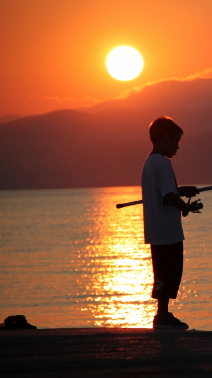 Обои удочка, рыболовство, горизонт, закат, вечер в разрешении 720x1280