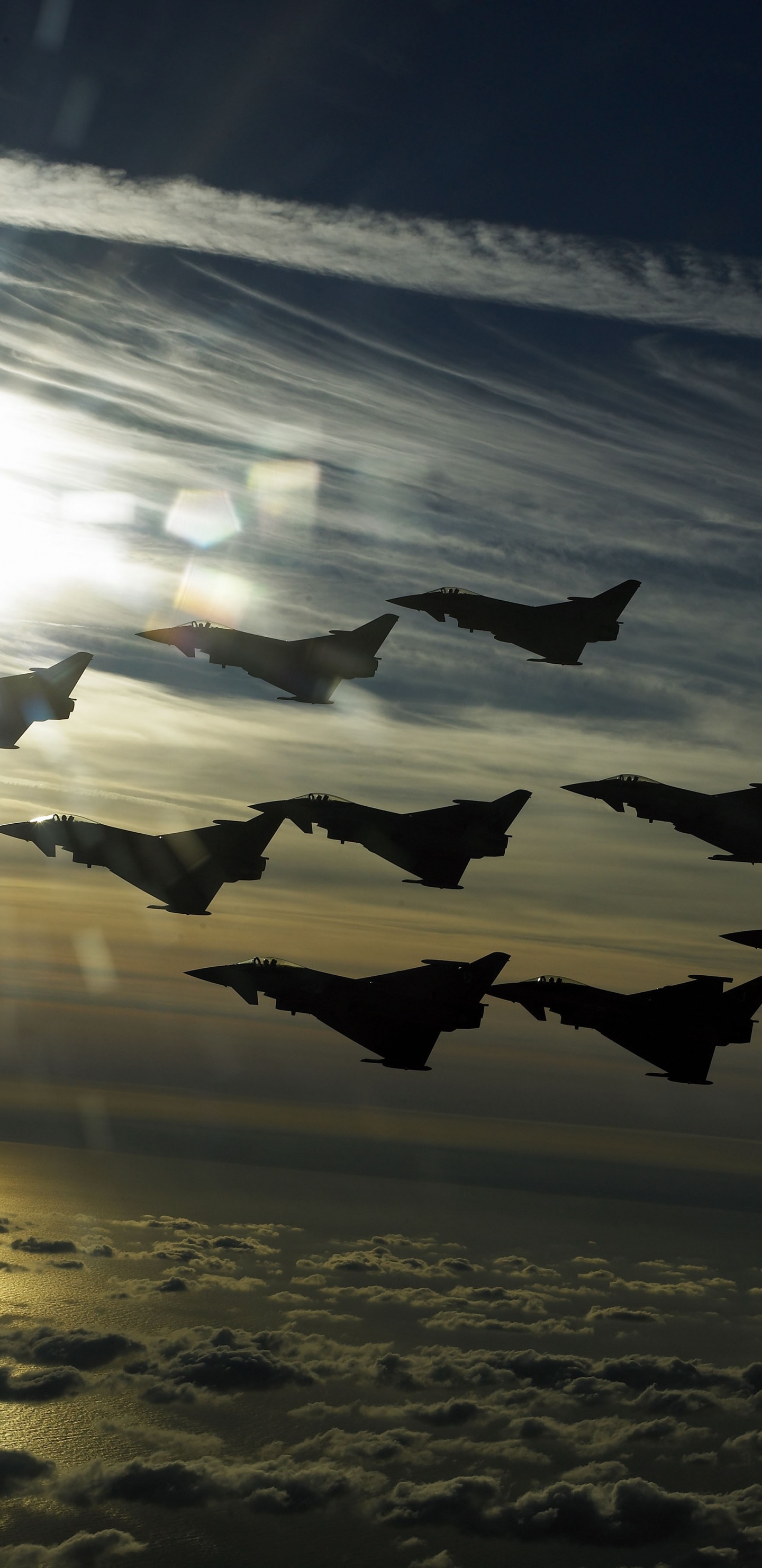 Обои Еврофайтер Тайфун, военный самолет, самолеты, облако, атмосфера в разрешении 1440x2960