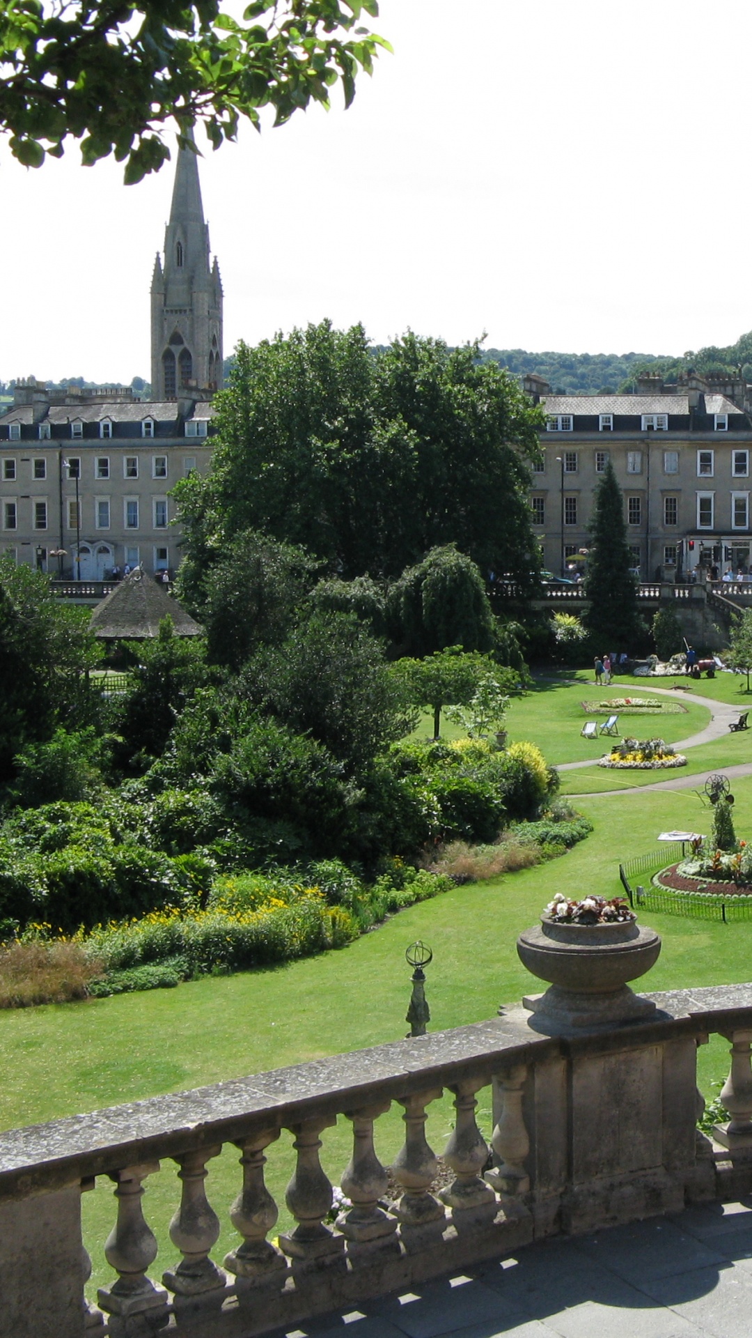 Обои туризм, дворец, город, дерево, городская площадь в разрешении 1080x1920